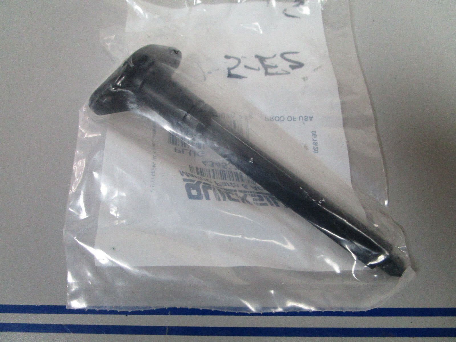 *NEW OEM* 0810 Mercury Quicksilver Plug 43453T