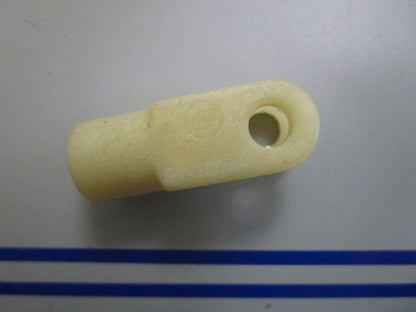 *NEW OEM* 0820 OMC Johnson Evinrude Yoke 318567 0318567