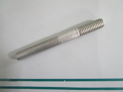 OMC NEW OEM Stud 3852546 Johnson Evinrude Marine Sterndrive NOS Genuine Part 082