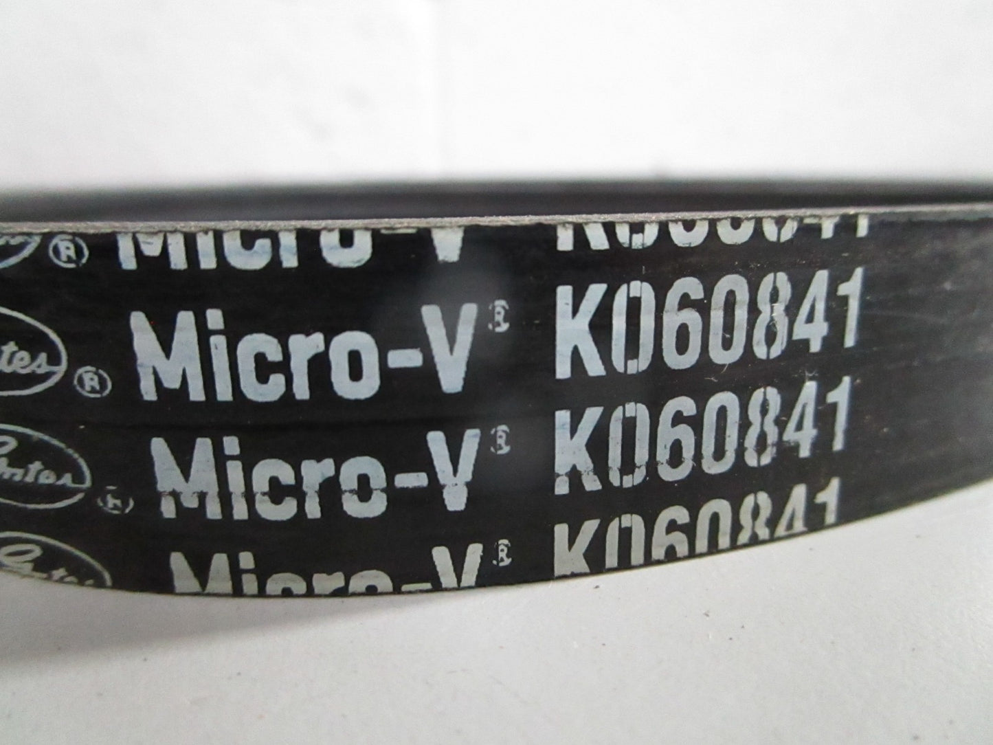 NEW K060841 Gates Micro-V Serpentine Belt 0820
