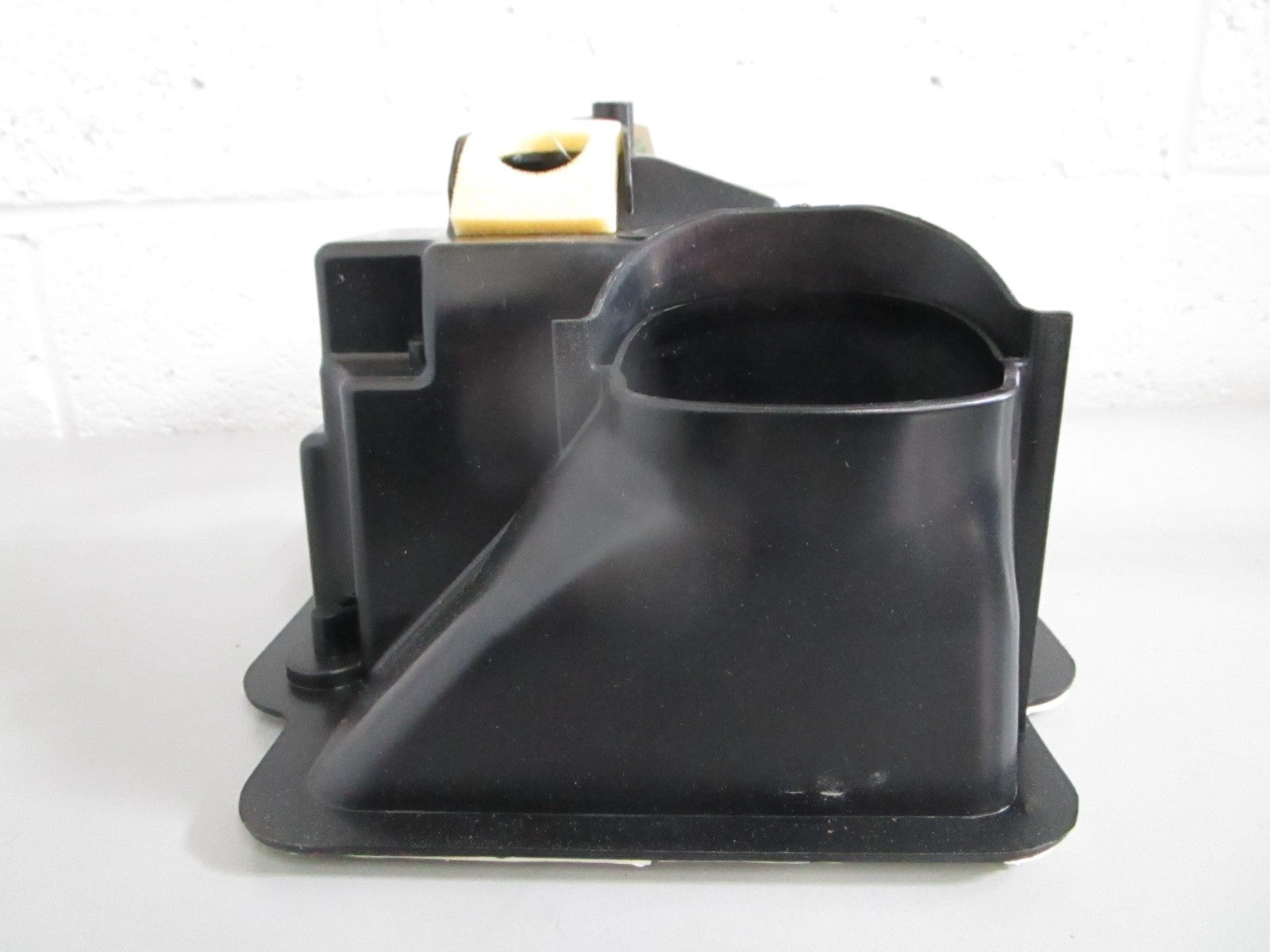 NEW OEM W10765378 Whirlpool Refrigeretor Bracket 0820
