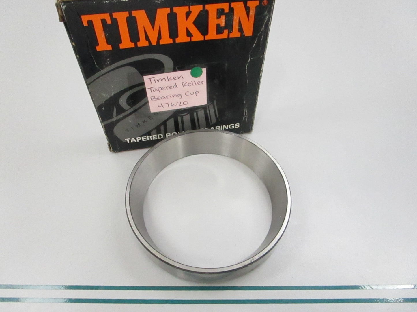NEW 47620 Timken Tapered Roller Bearing Cup 0810