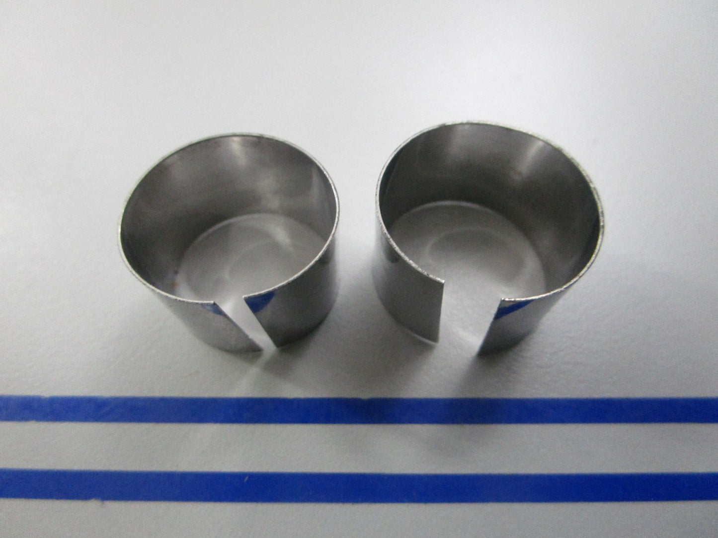 NEW OEM (LOT OF 2) 092224 Crown Split Bushing 0810