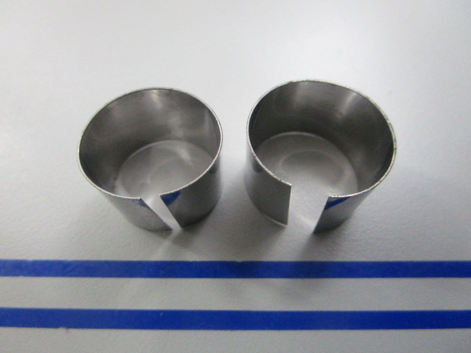 NEW OEM (LOT OF 2) 092224 Crown Split Bushing 0810