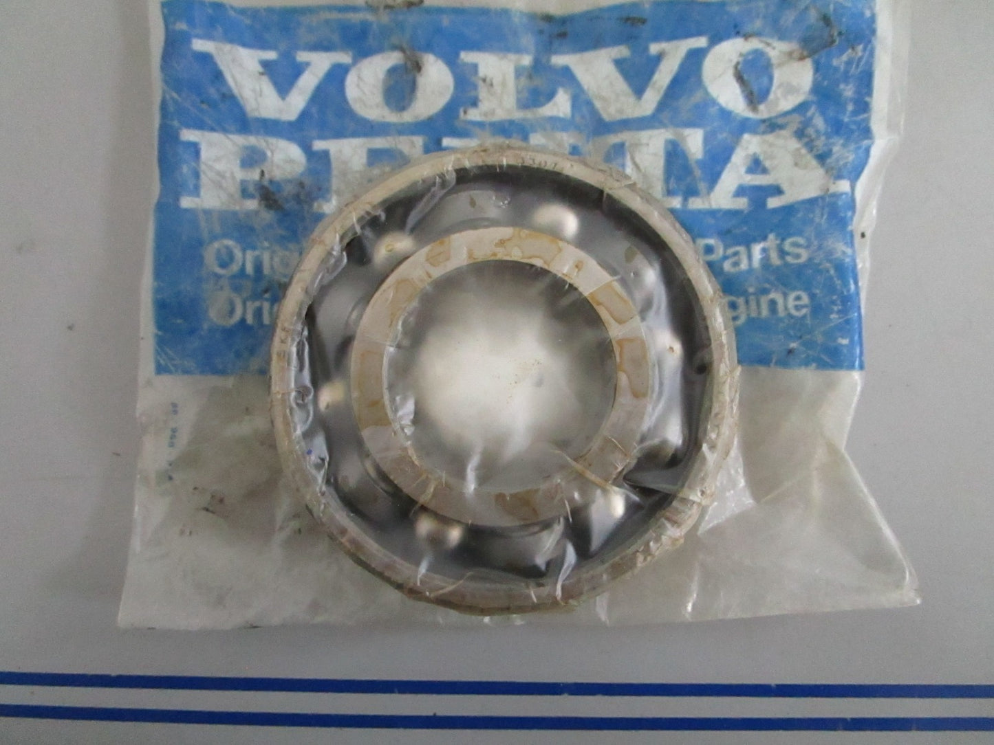 NEW OEM 181366 Volvo Penta Ball Bearing 0820