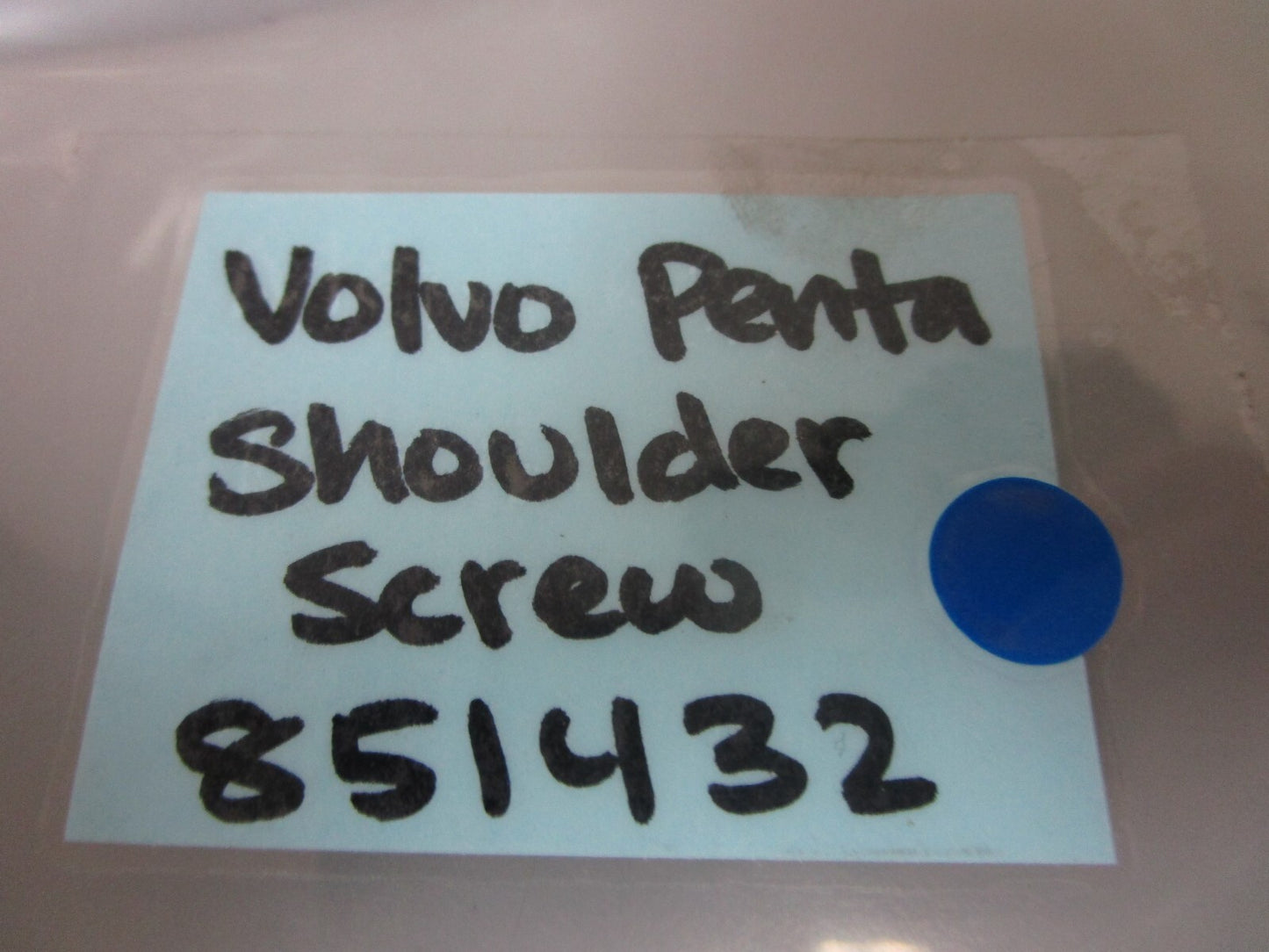 *NEW OEM* 0810 Volvo Penta Shoulder Screw 851432