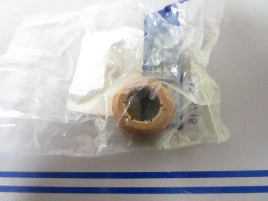 *NEW OEM* 0810 Volvo Penta Bushing 3860697