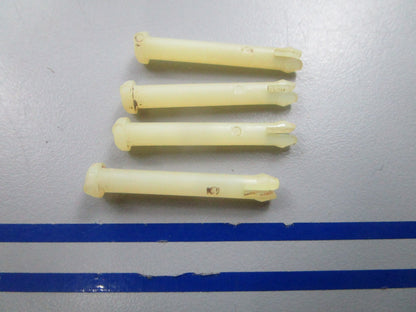 NEW OEM (LOT OF 4) 305821 0305821 OMC Johnson Evinrude Hinge Pin 0810