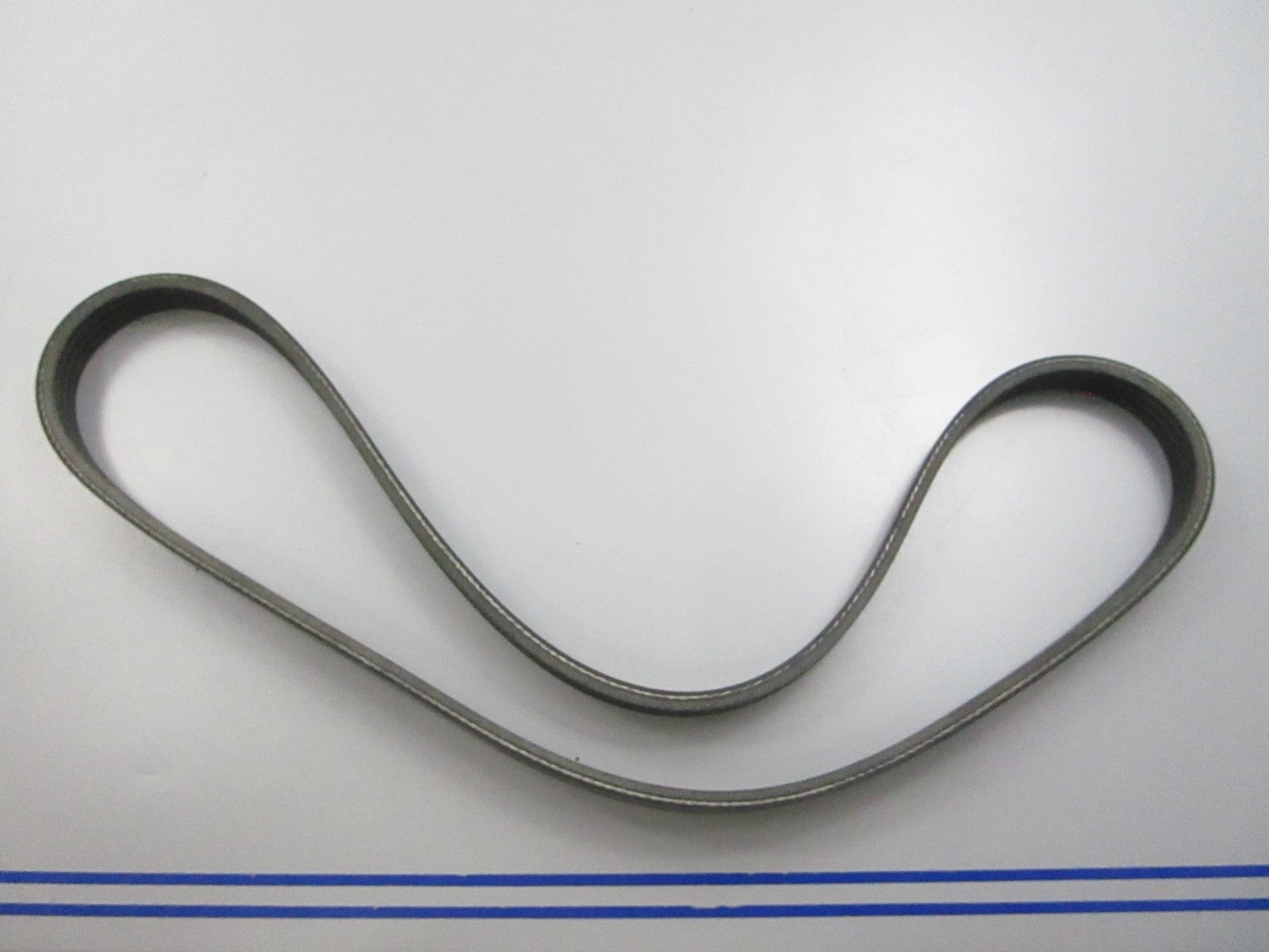 NEW K040355SF Gates Micro-V Stretch Fit Serpentine Belt 0810