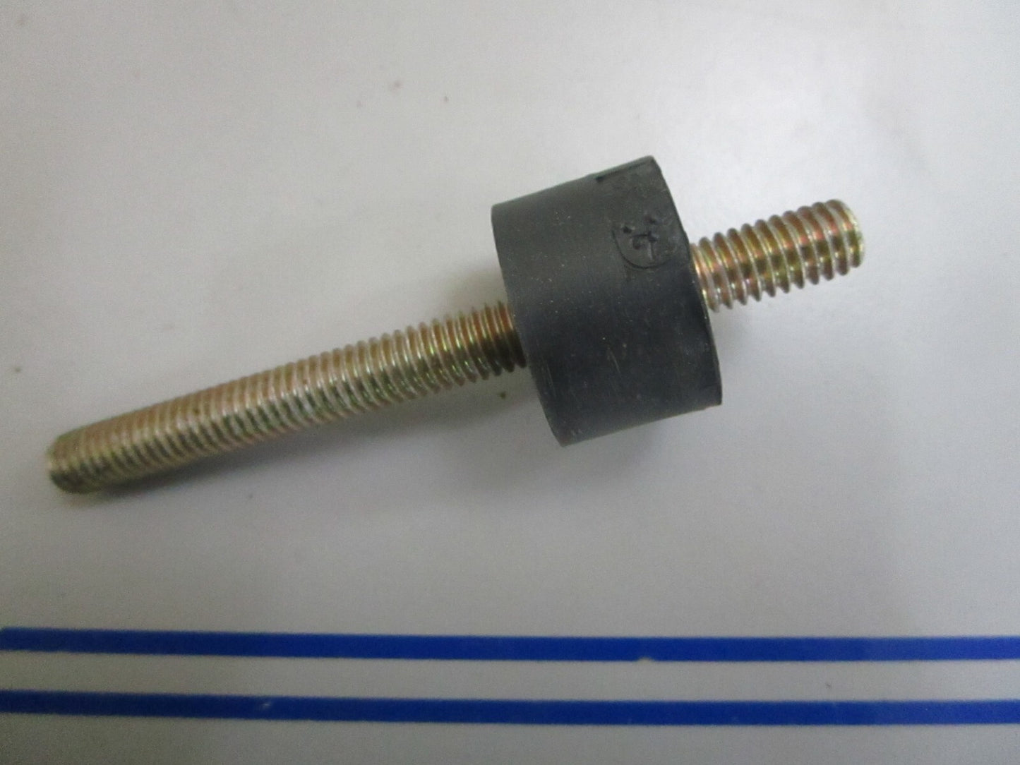 *NEW OEM* 0810 Mercury Quicksilver Shock Mount F523962