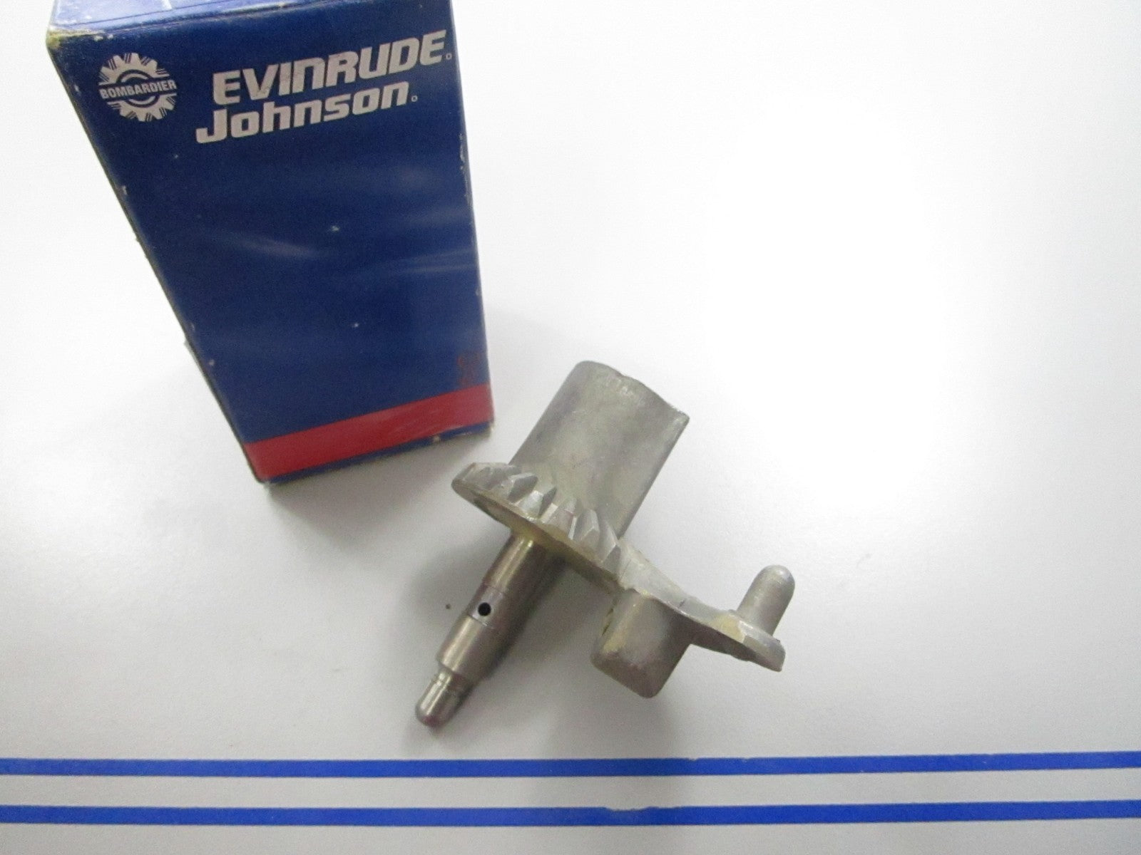 *NEW OEM* 0810 OMC Johnson Evinrude Gear Assembly 393943 0393943