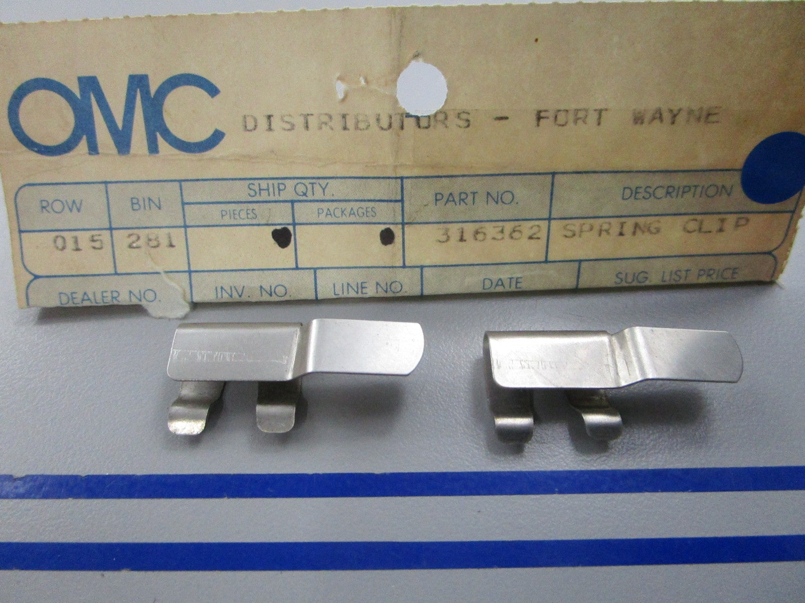 NEW OEM (LOT OF 2) 316362 0316362 OMC Johnson Evinrude Spring Clip 0810