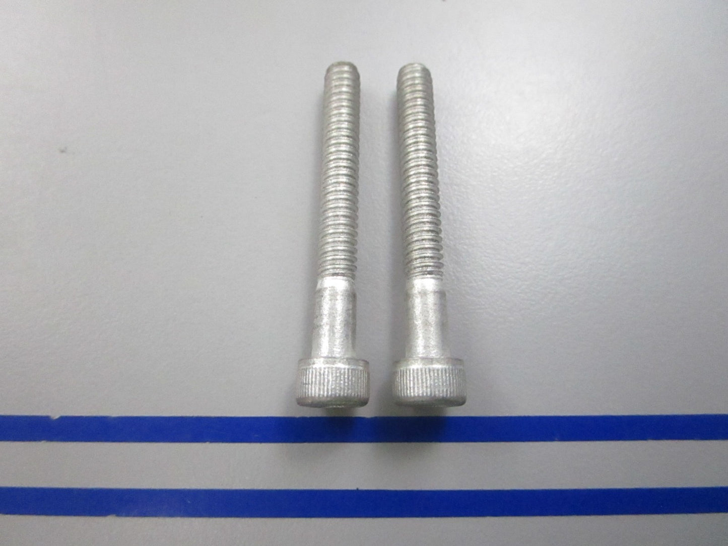 NEW OEM (LOT OF 2) 10-77363 Mercury Quicksilver Screw 0810