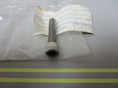 *NEW OEM* 0810 Volvo Penta Screw 959440