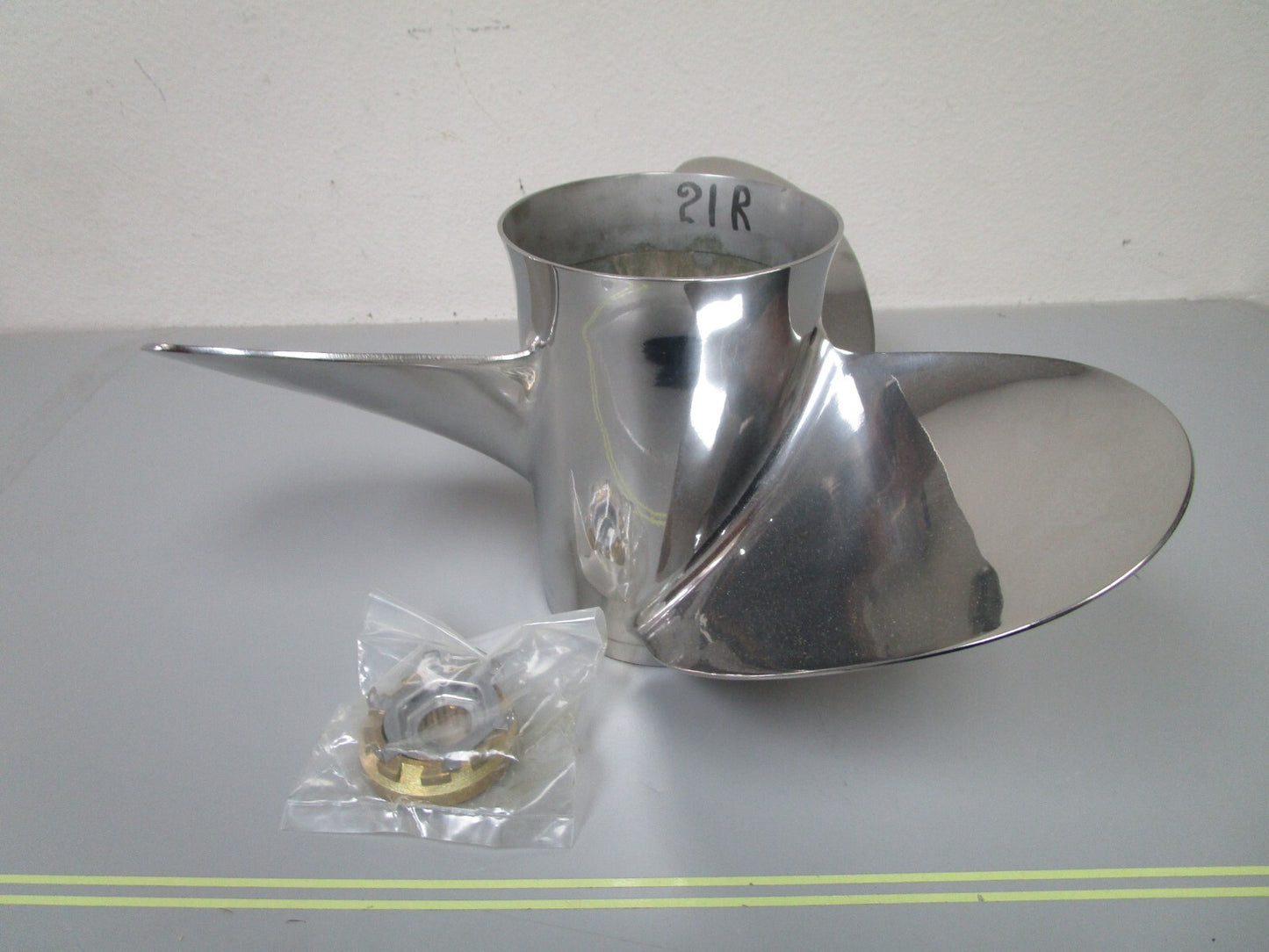 *NEW* 0720 Solas 14.75 x 21 Propeller 1541-148-21 RP: Mercury Honda 135 - 225 hp