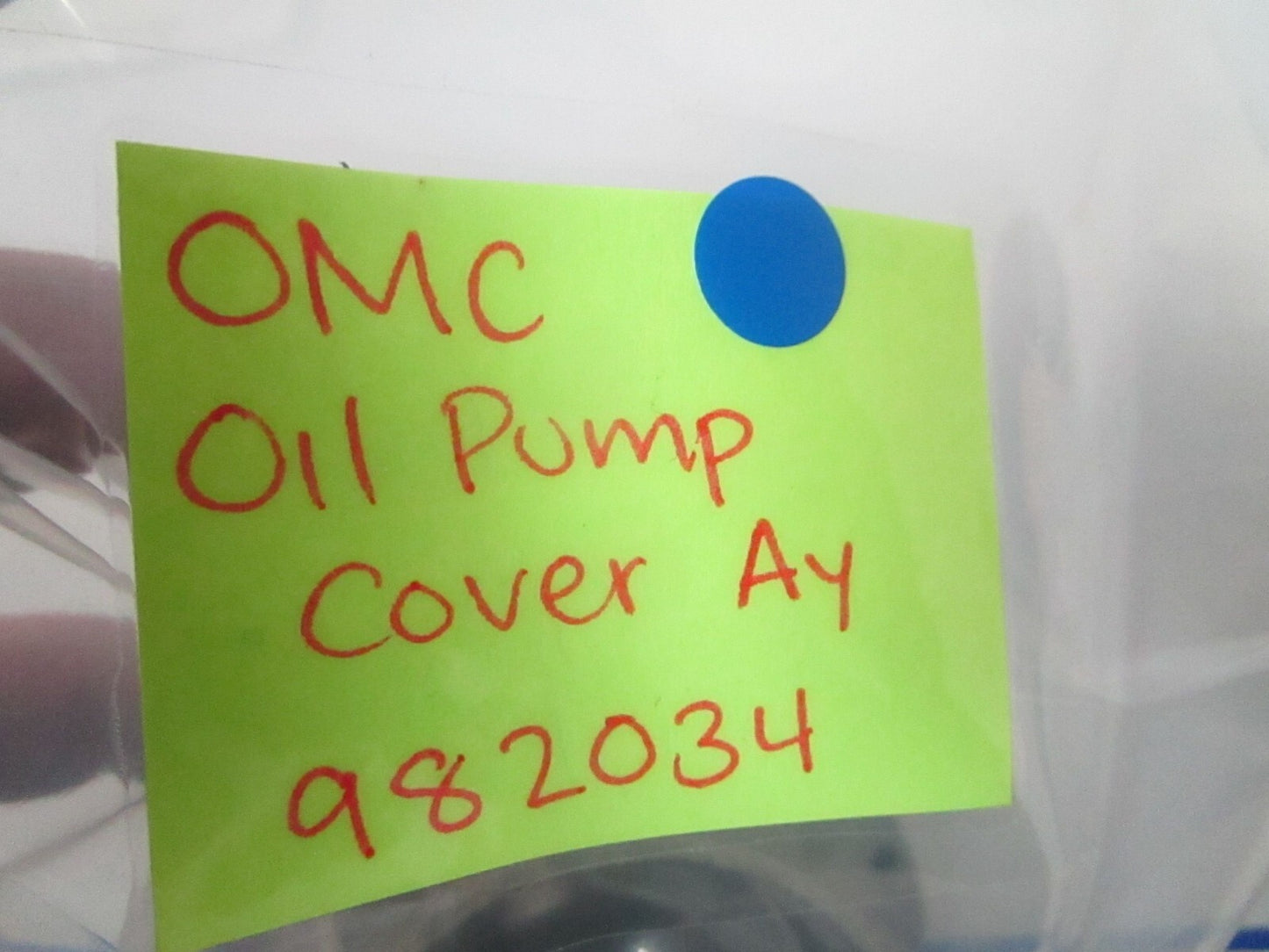 *NEW OEM* 0770 OMC Johnson Evinrude Oil Pump Cover Assembly 982034 0982034