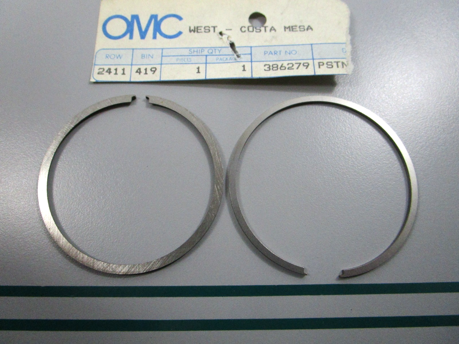 NEW OEM 386279 0386279 OMC Johnson Evinrude 2 Piston Ring Set 0810