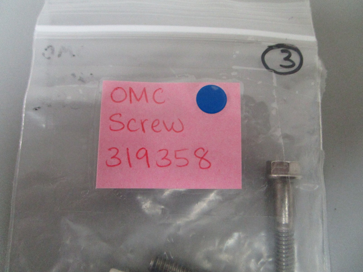 *NEW OEM* 0810 OMC Johnson Evinrude Screw 319358 0319358