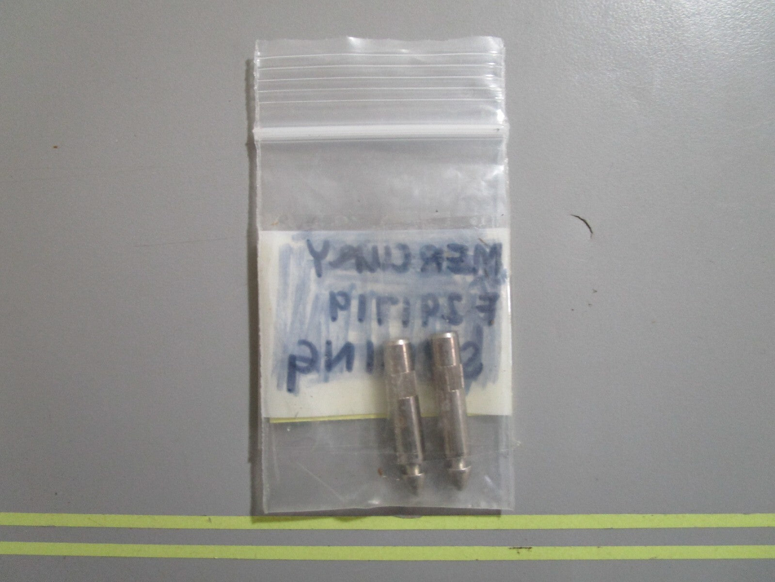 *NEW OEM* (LOT OF 2) 0810 OMC Johnson Evinrude Guide Pin 308081 0308081
