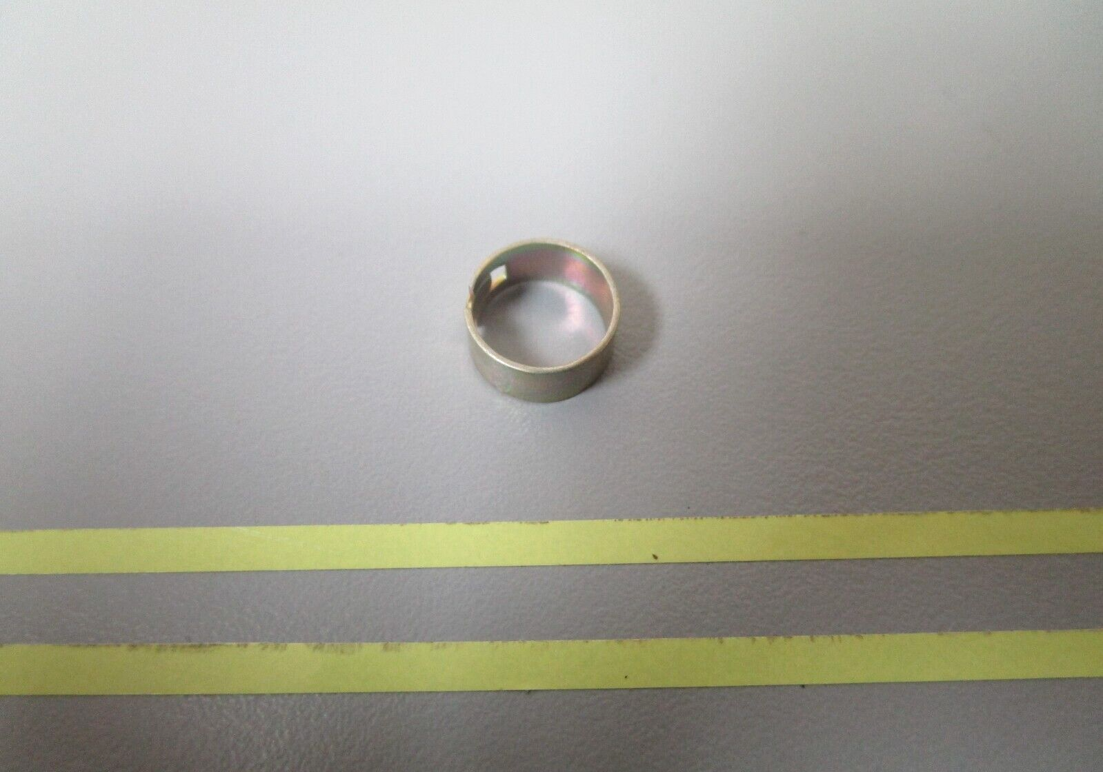 *NEW OEM* 0810 OMC Johnson Evinrude Retainer 328438 0328438