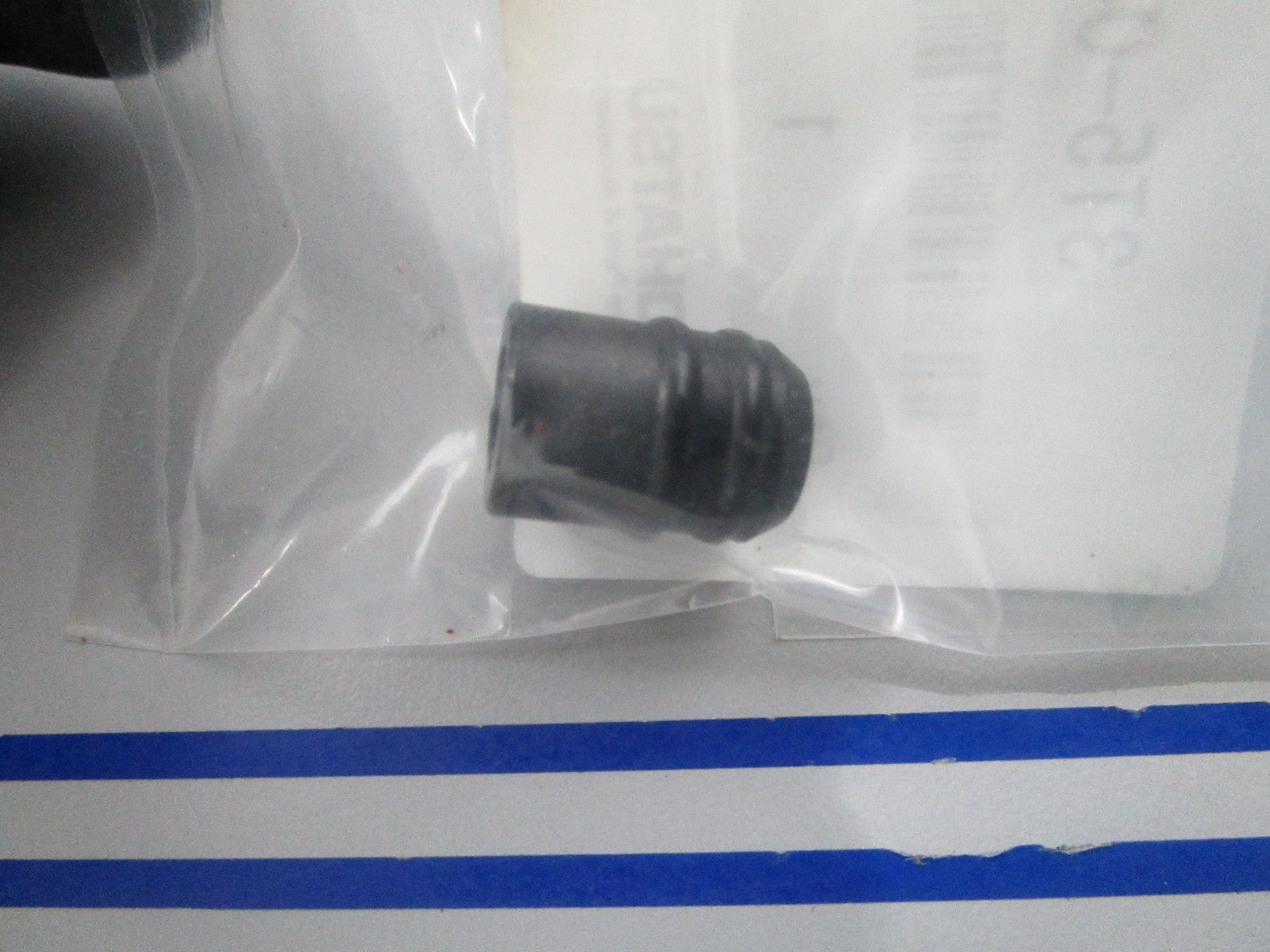 NEW OEM 3T5-04319-0 3T5043190 Tohatsu Pipe Grommet 0810