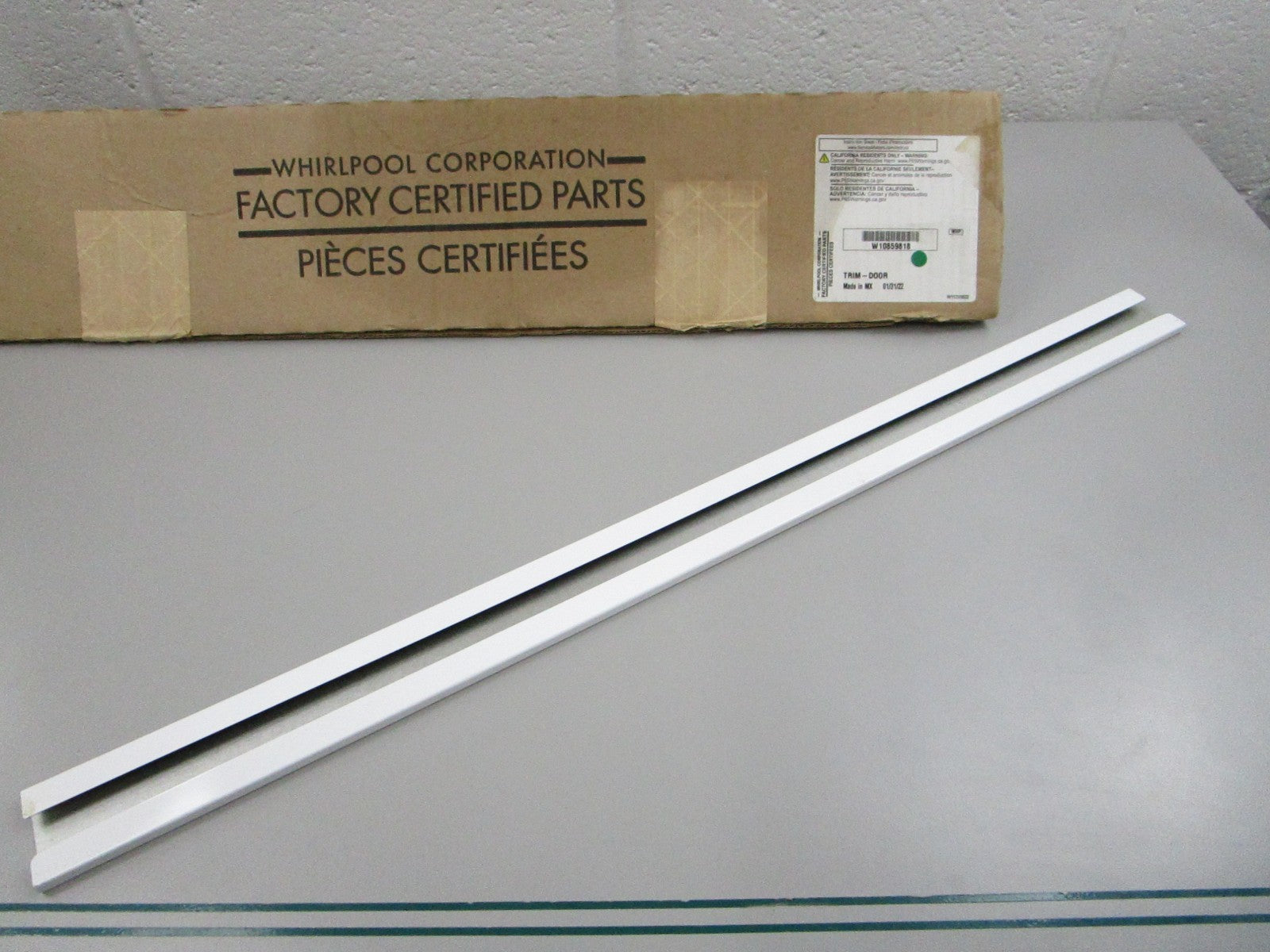 NEW OEM W10859818 Whirlpool Door Trim 0810