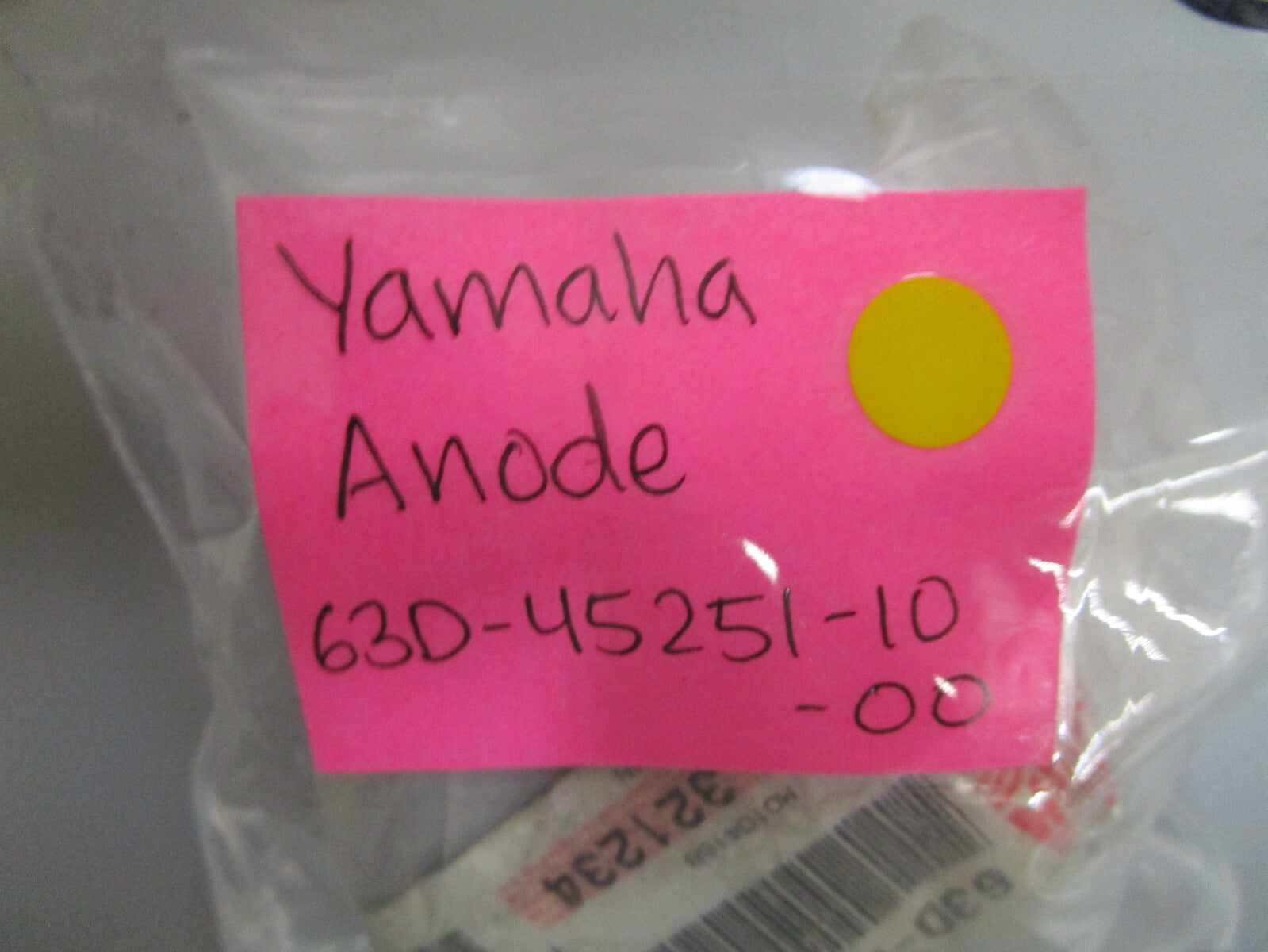 *NEW OEM* 0810 Yamaha Anode 63D-45251-10-00