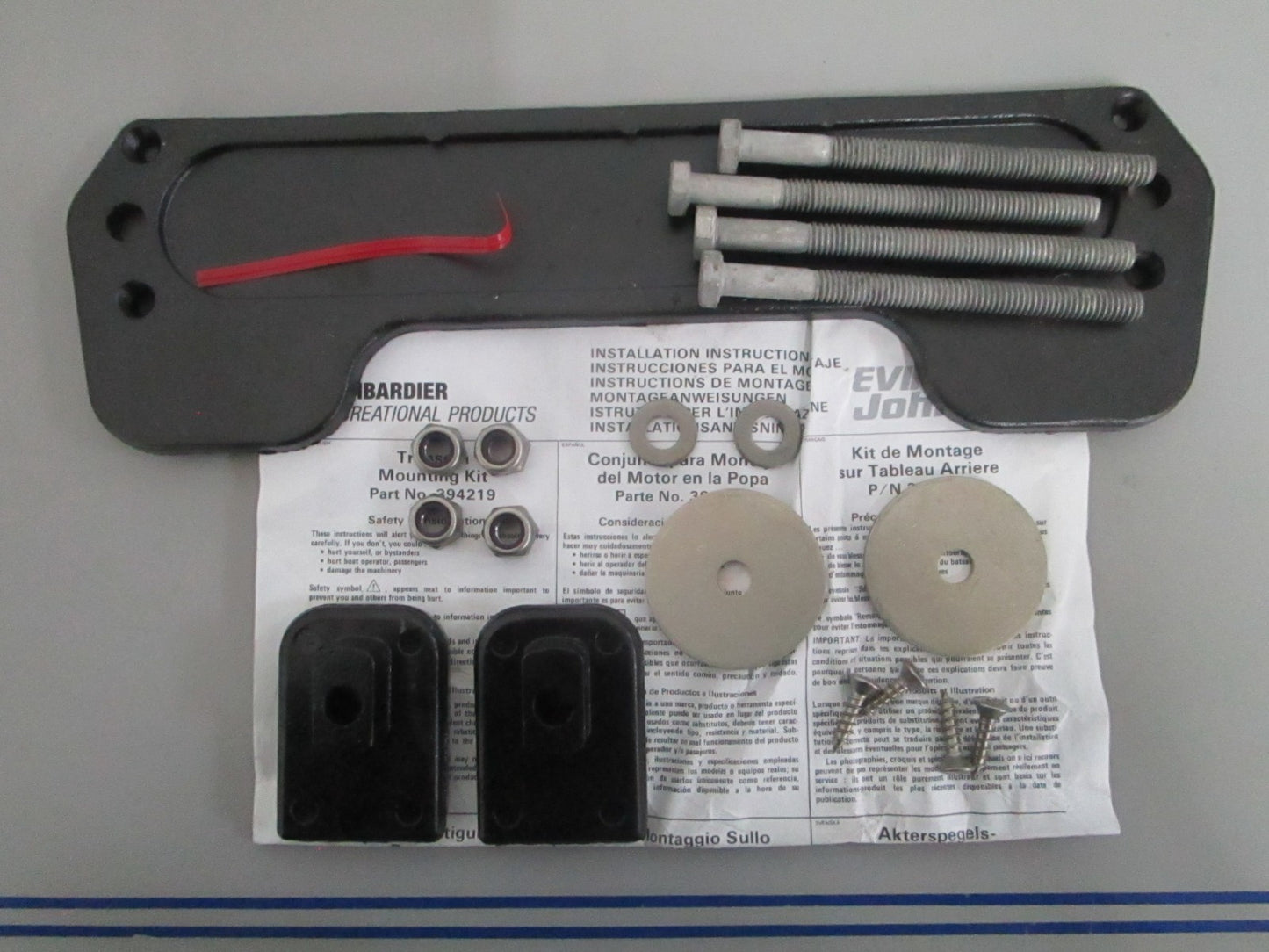 NEW OEM 394219 0394219 OMC Johnson Evinrude Transom Mounting Kit 0820