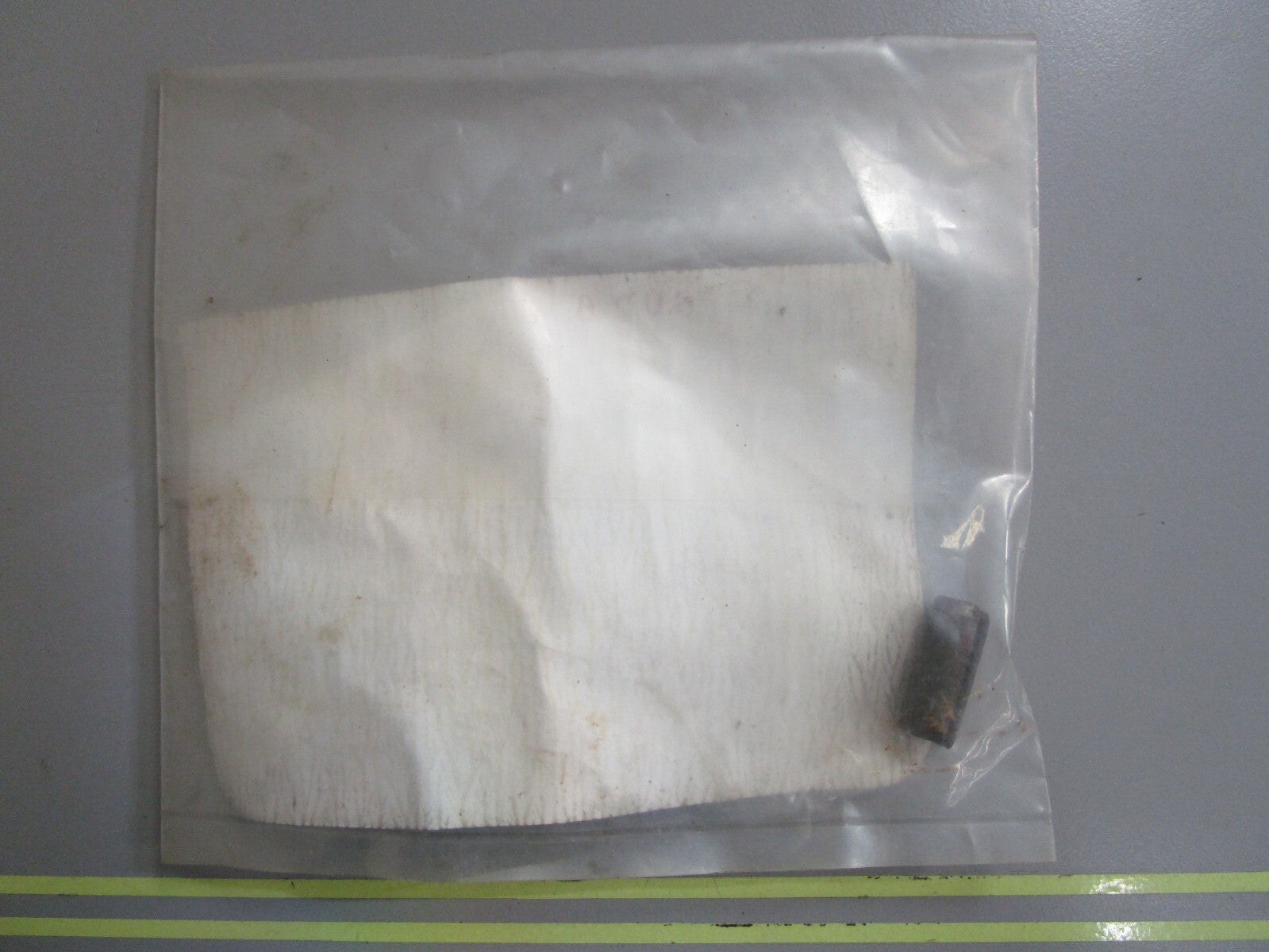 *NEW OEM* 0810 OMC Johnson Evinrude Roll Pin 306972 0306972