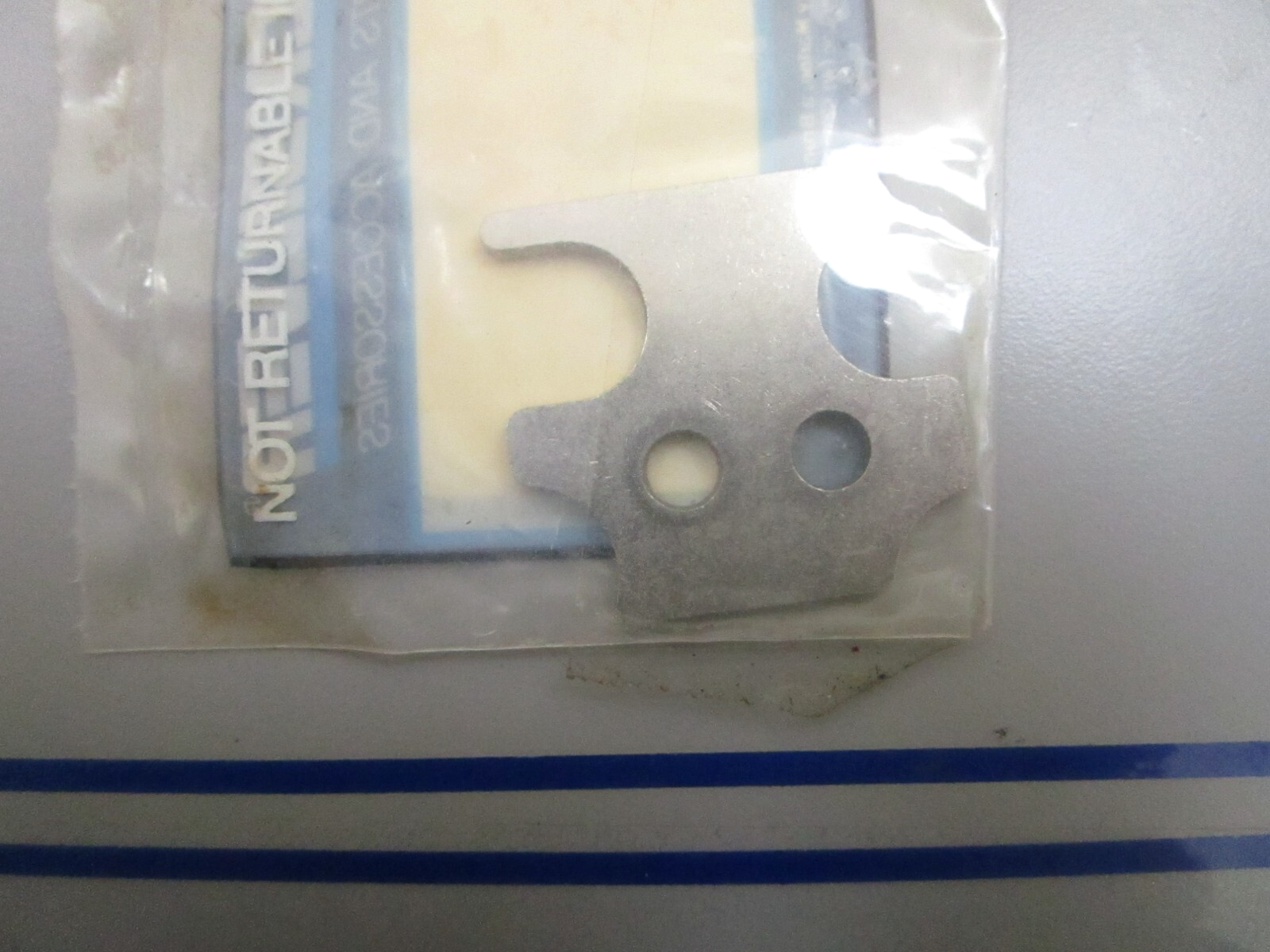 *NEW OEM* 0810 Mercury Quicksilver Clamp 54-804830
