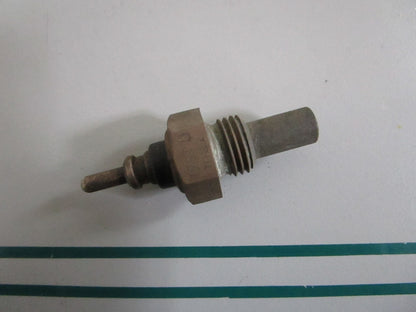 NEW OEM 0055421012 Mercedes-Benz Temperature Sensor 0820