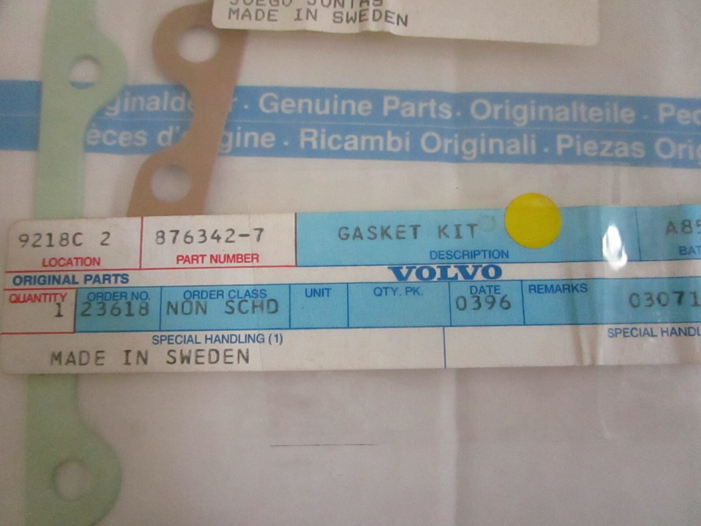 *NEW OEM* 0820 Volvo Penta Gasket Kit 876342