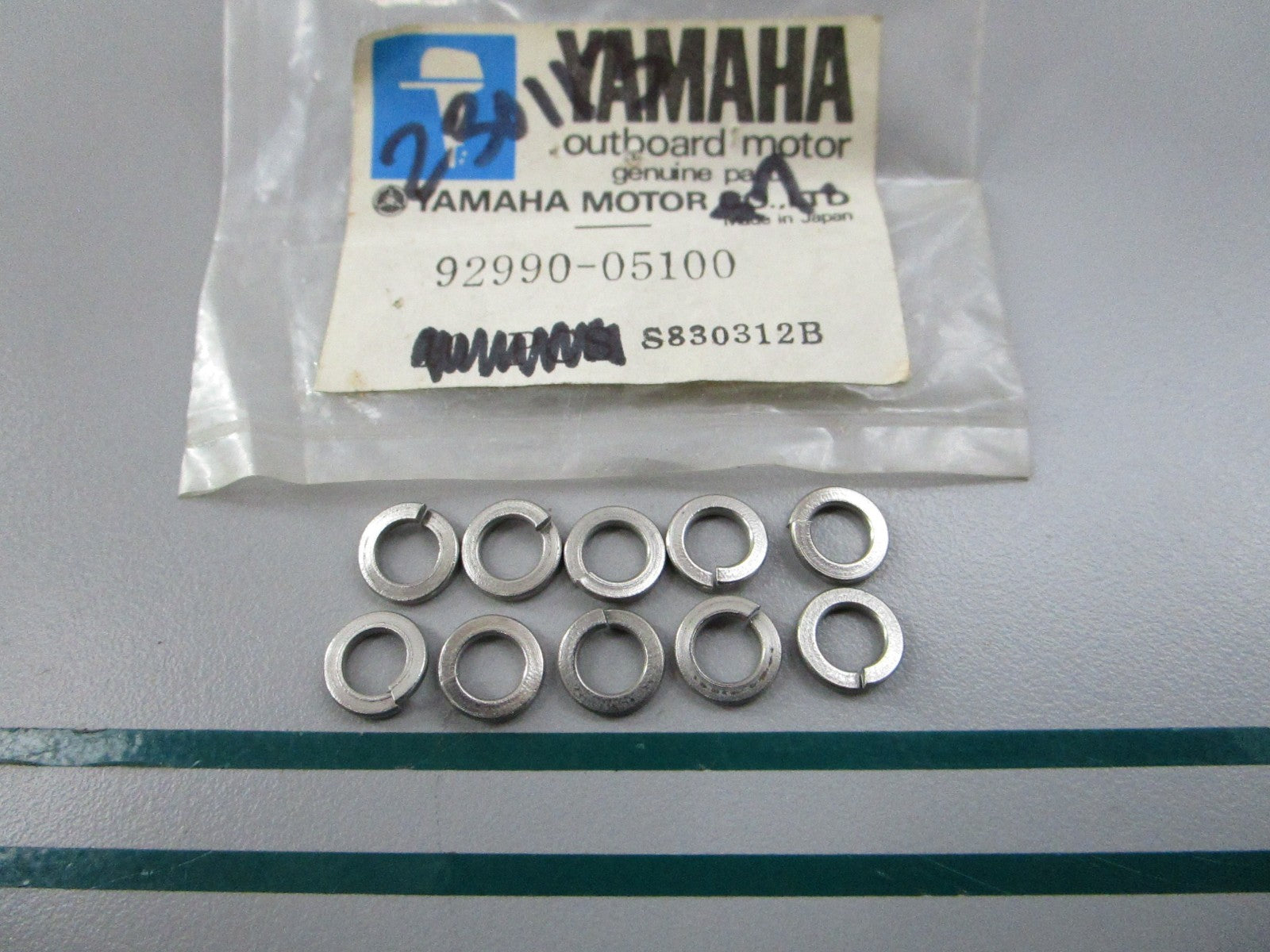 NEW OEM 92990-05100 Yamaha Spring Washer 0810