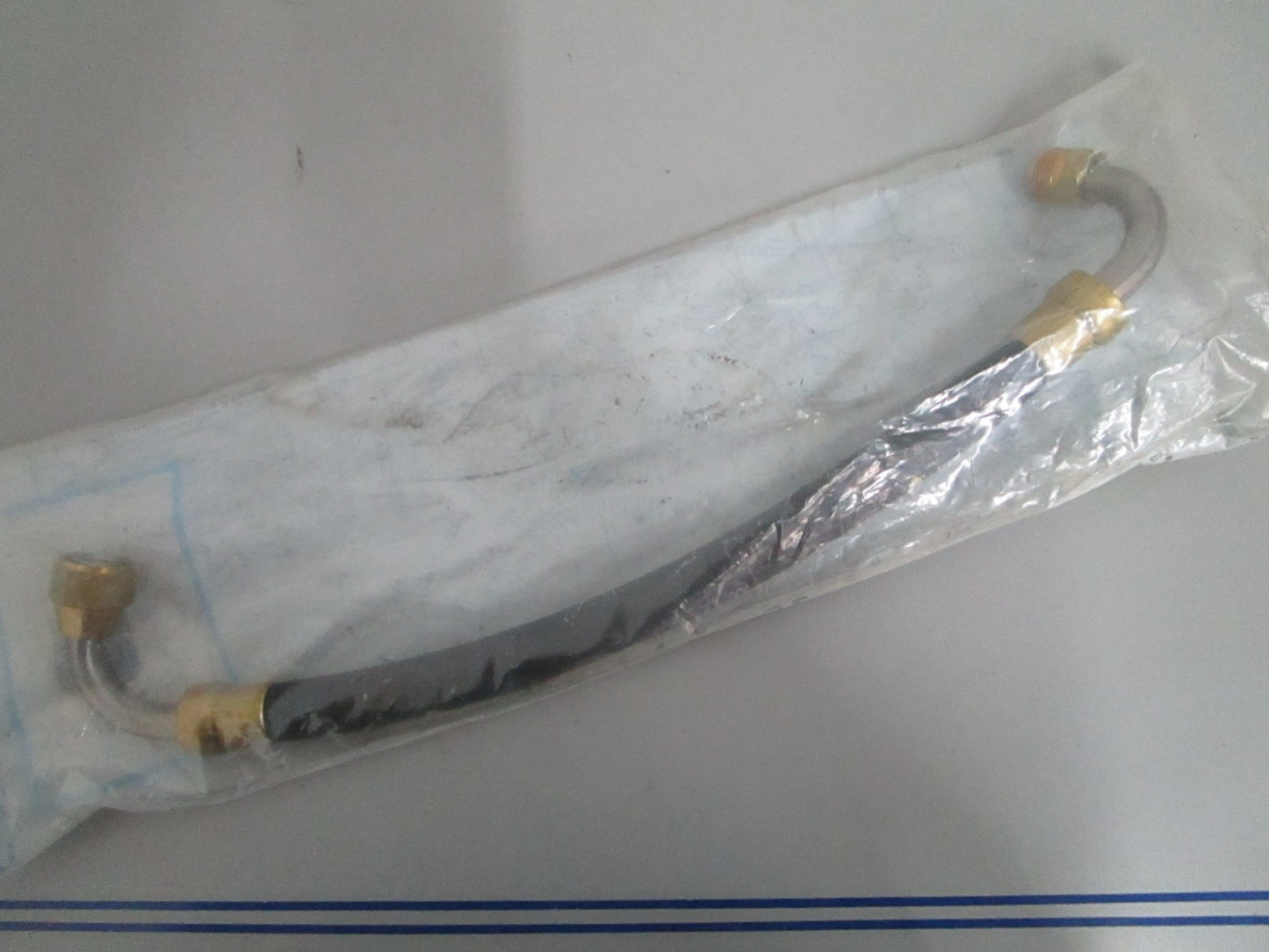 *NEW OEM* 0820 Mercury Quicksilver Oil Hose 32-863915