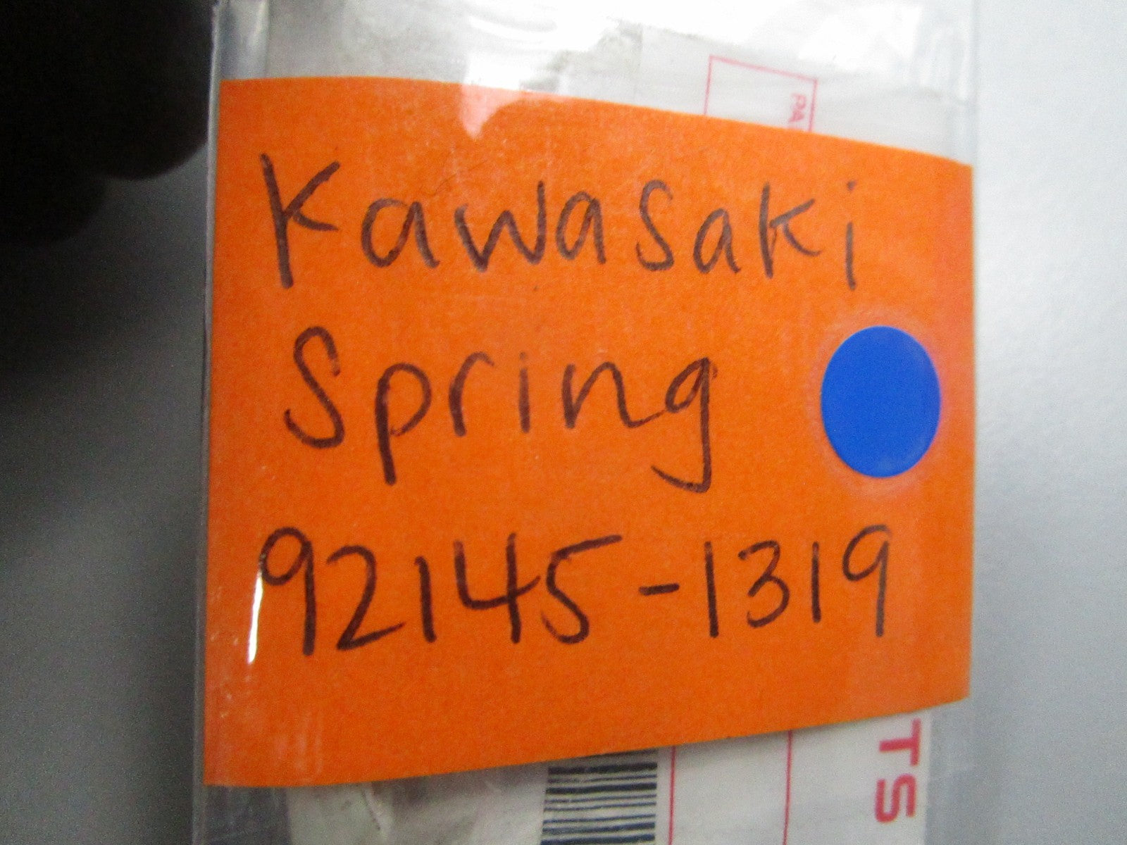 NEW OEM Kawasaki 92145-1319 Spring 0810