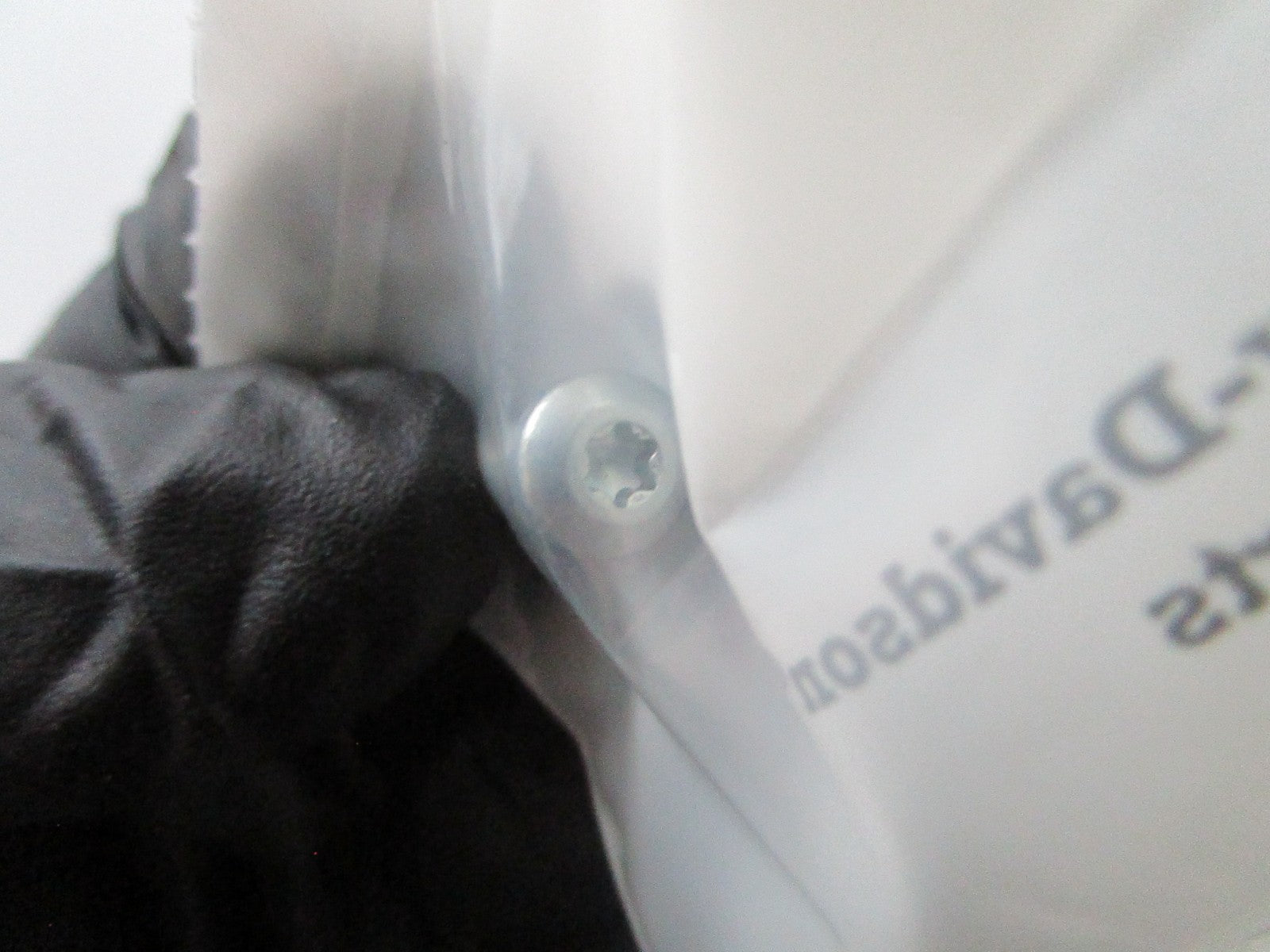 *NEW OEM* 0810 Harley Davidson Pan Head Torx Screw 10200133