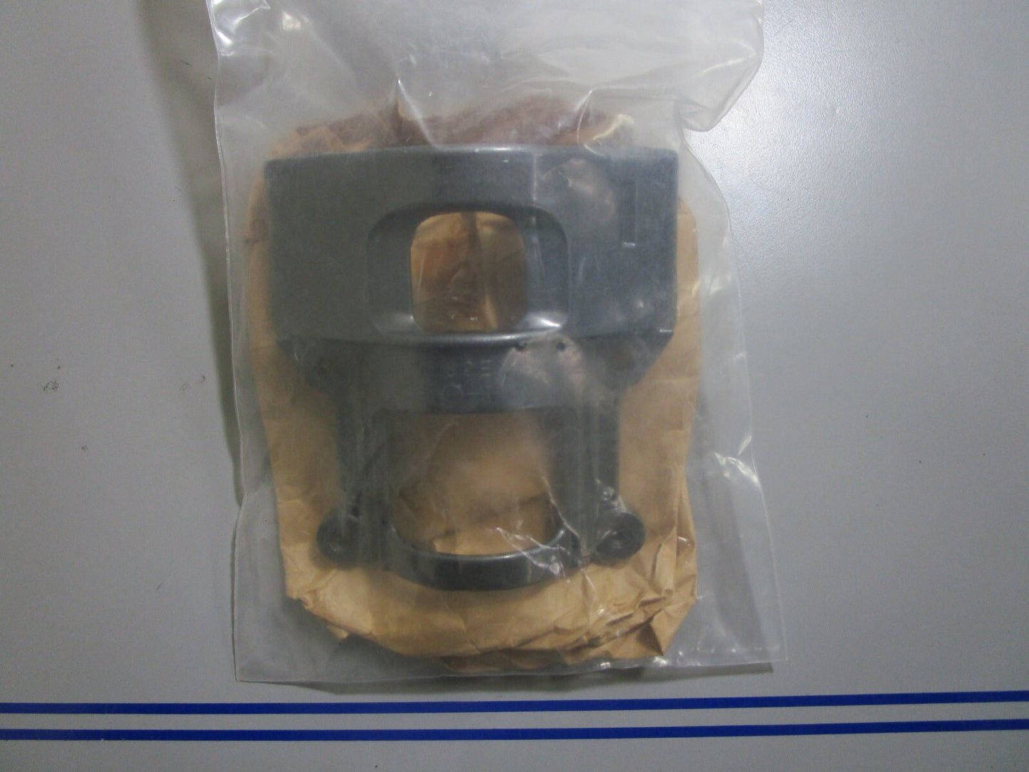 *NEW OEM* 0810 Suzuki Starter Bracket 31911-89E00-0ED