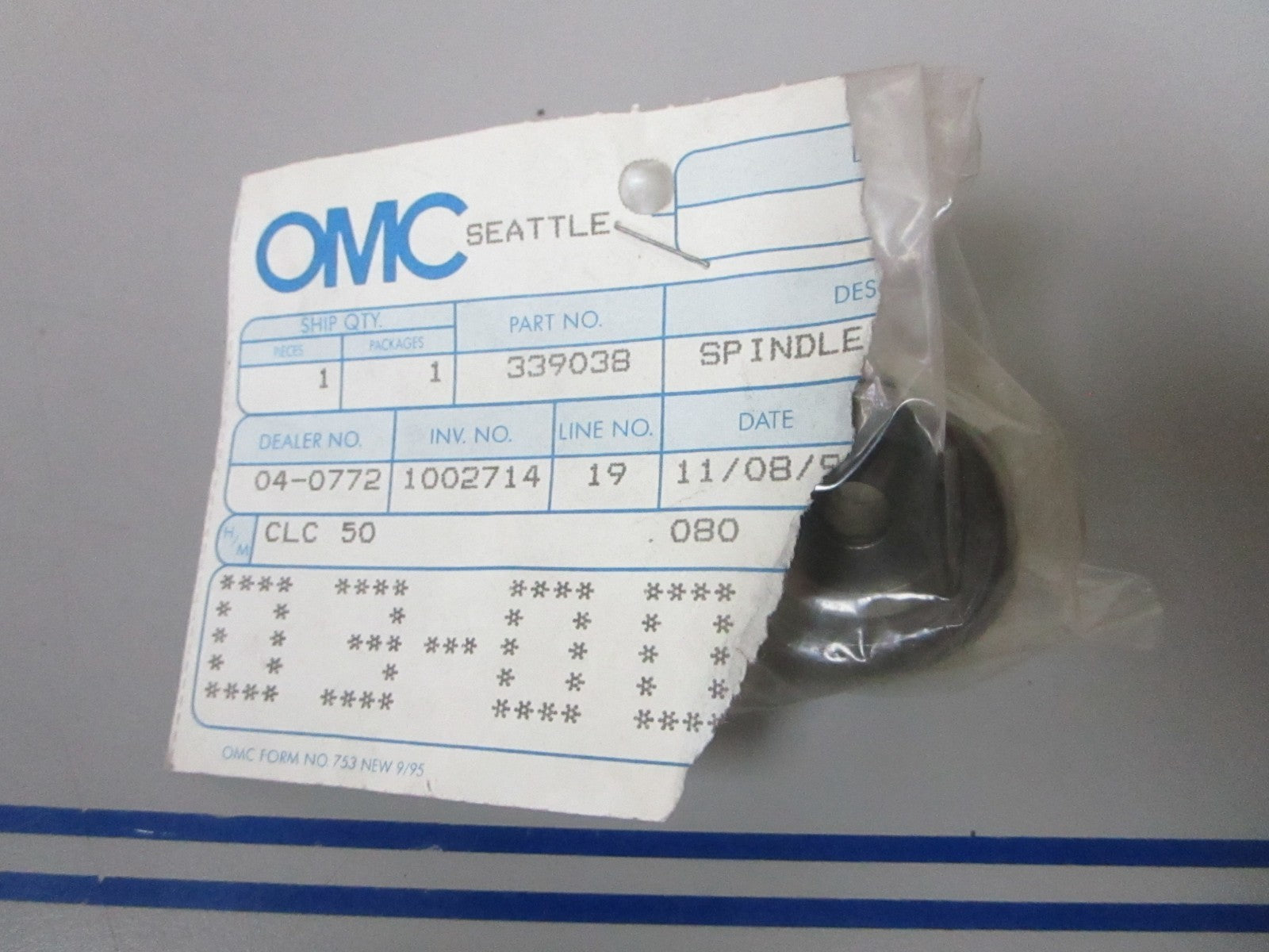 *NEW OEM* 0720 OMC Johnson Evinrude Spindle 339038 0339038