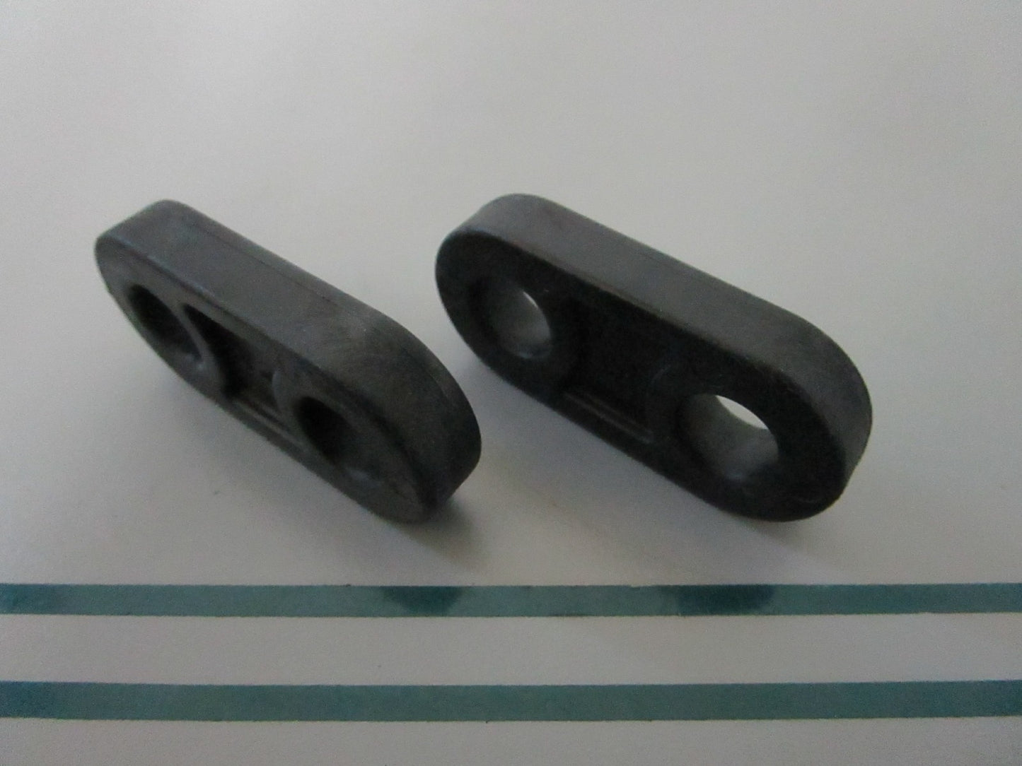 NEW (LOT OF 2) 268000058 Sea-Doo Lever Arm 0810