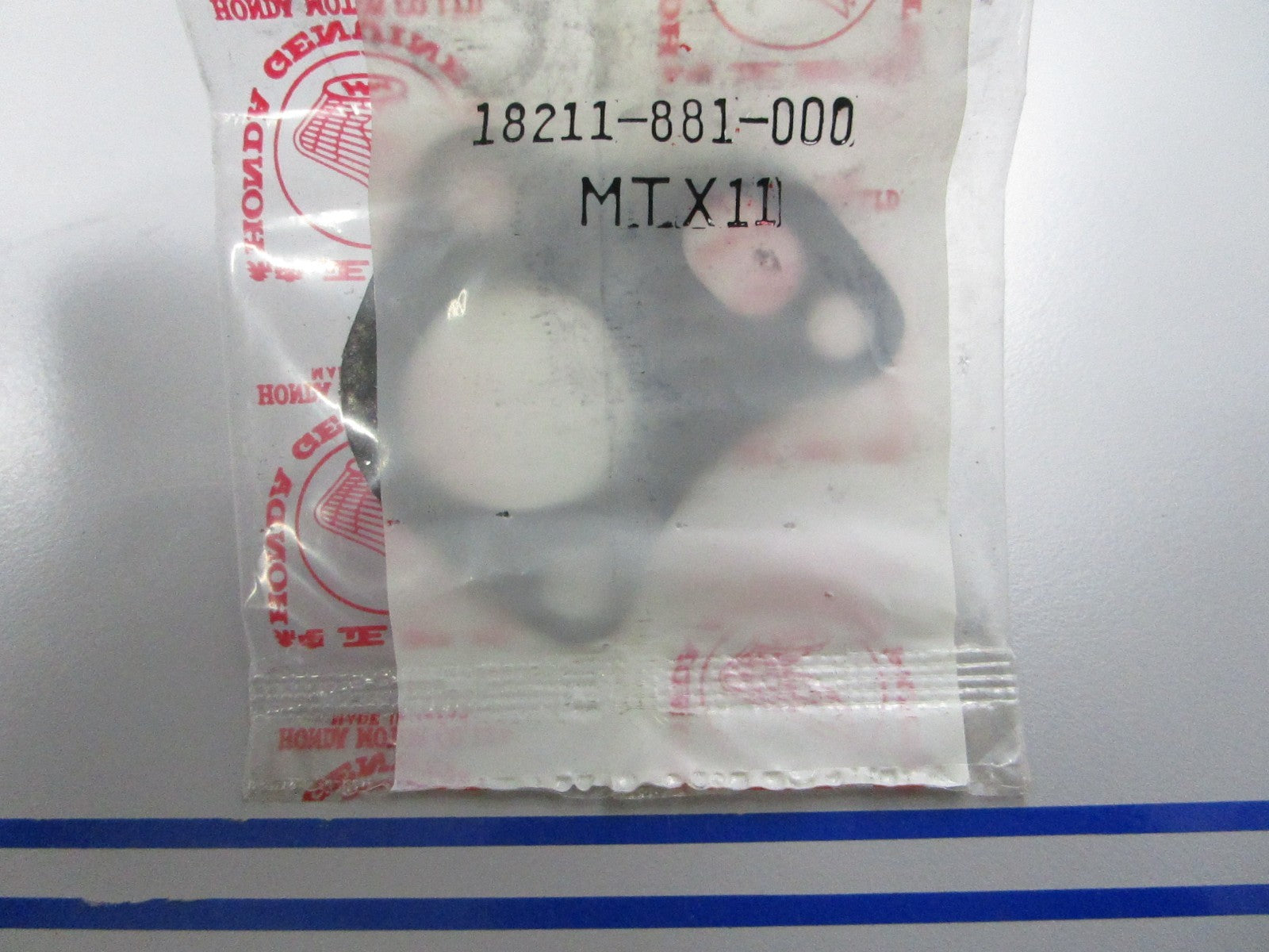*NEW OEM* 0810 Honda Gasket 18211-881-000