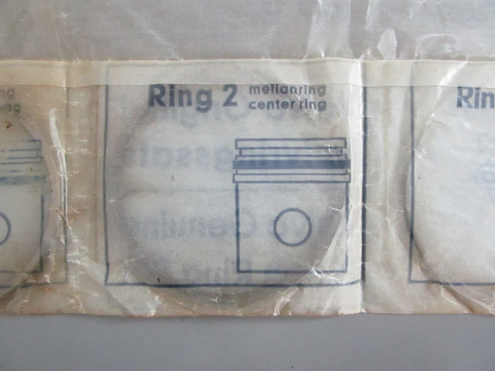 *NEW OEM* 0820 Volvo Penta 3 Piston Ring Kit 876113