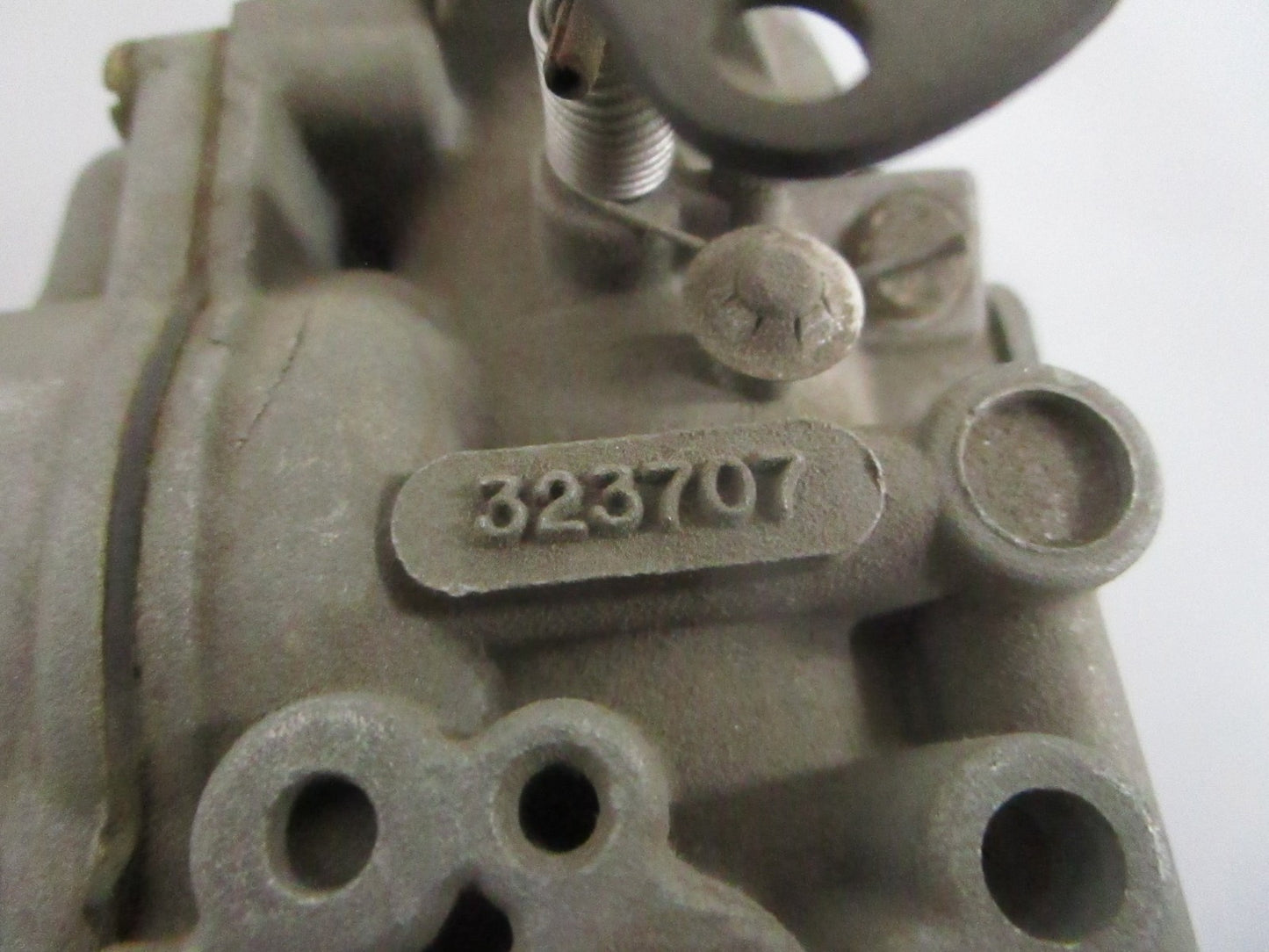NEW OEM 392574 0392574 OMC Johnson Evinrude 70HP Carburetor 0820