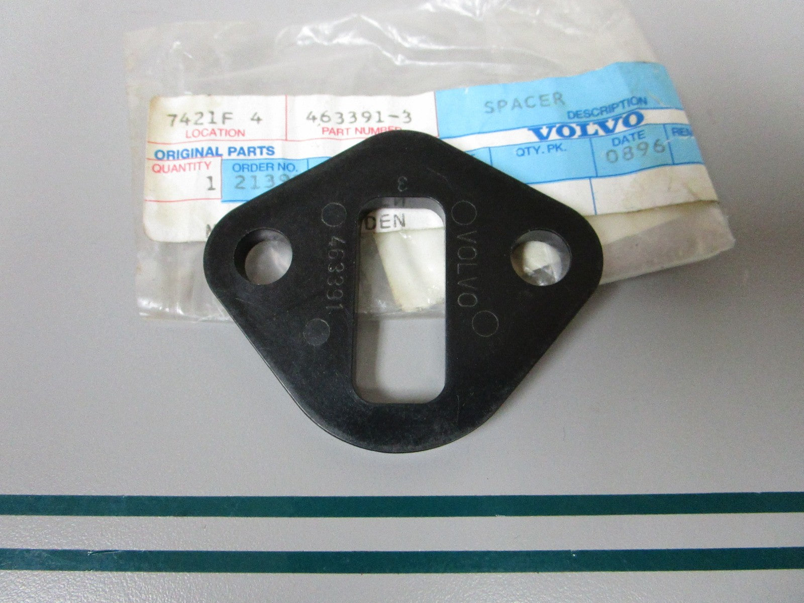NEW OEM 463391 Volvo Penta Spacer 0810