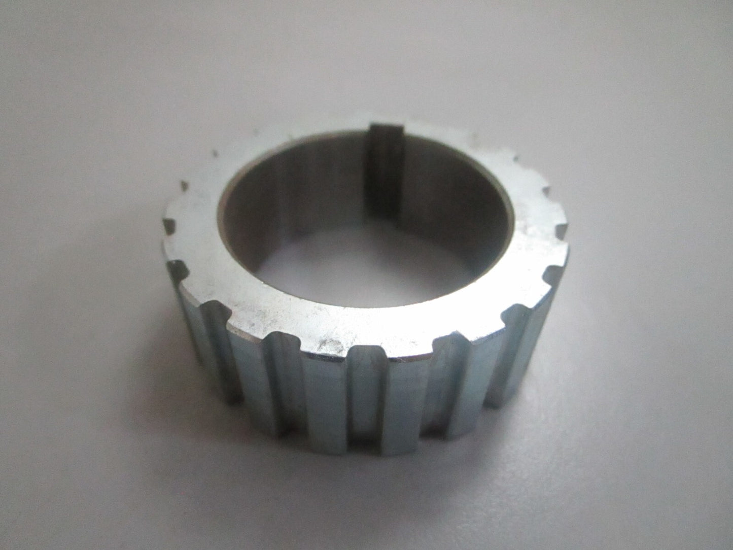 *NEW OEM* 0820 Volvo Penta Wheel 831971