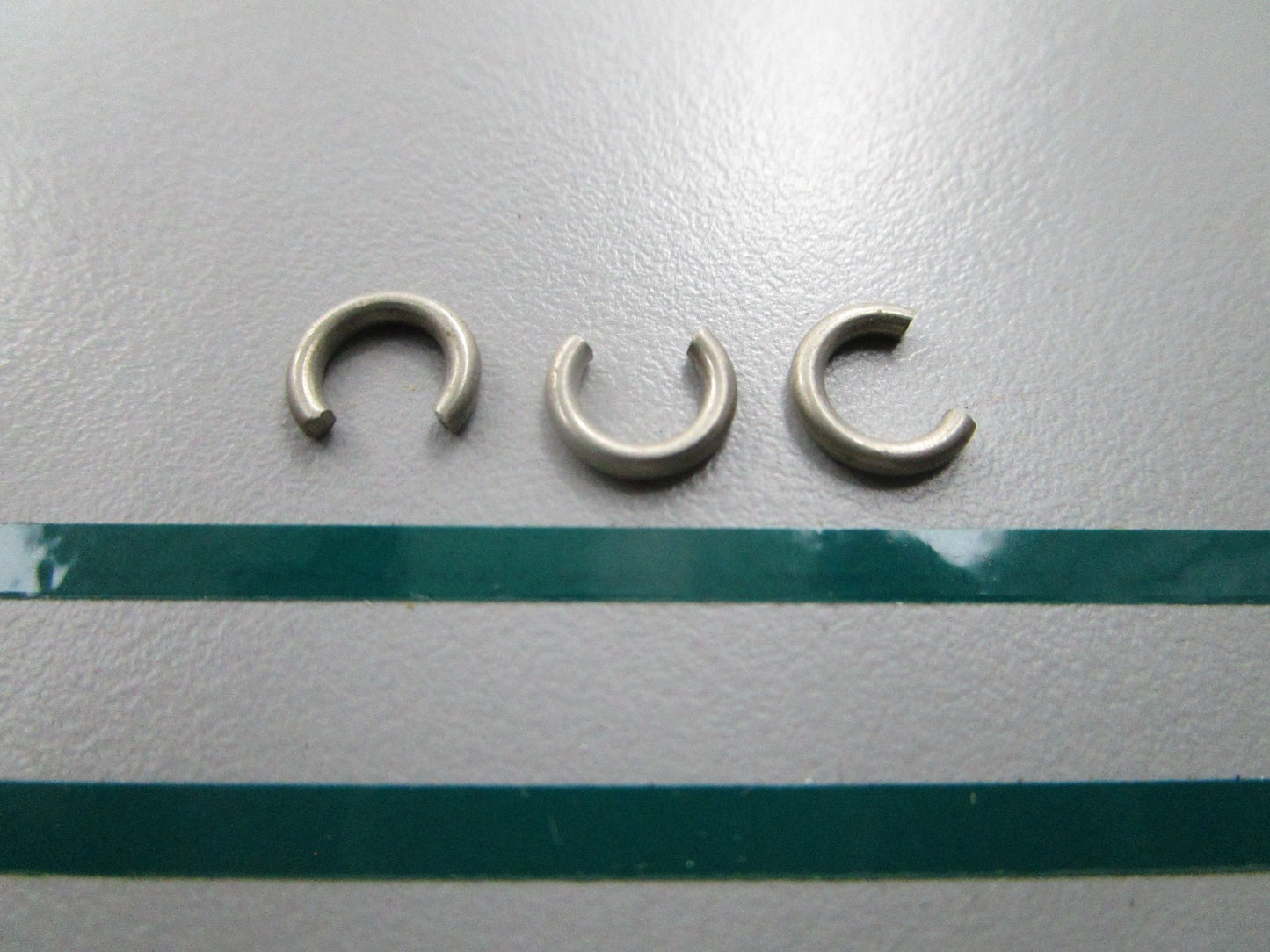NEW OEM (LOT OF 3) 09380-07001 Suzuki Snap Ring 0810