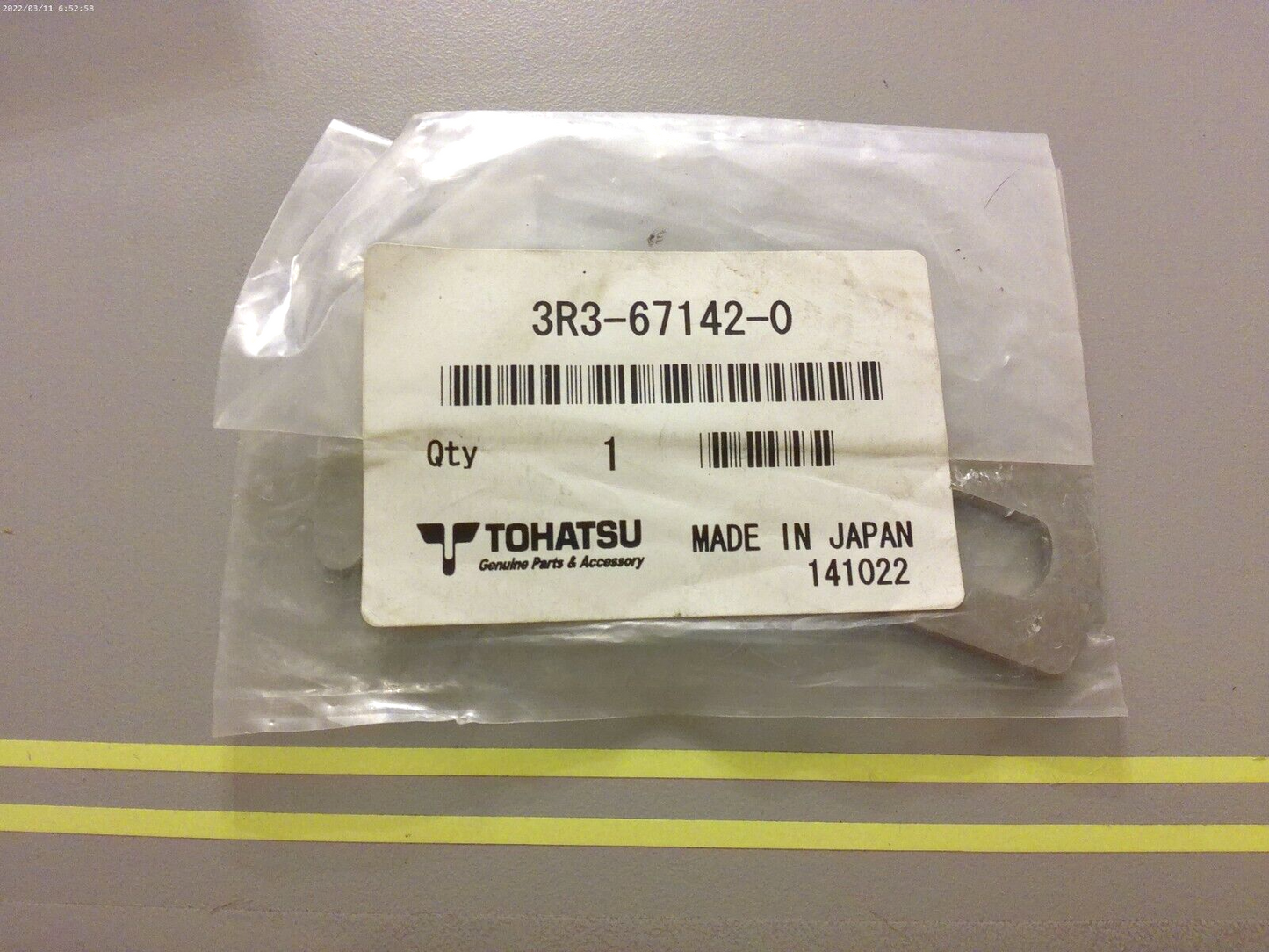 *NEW OEM* 0810 Tohatsu Cover Hook 3R3-67142-0 3R3671420