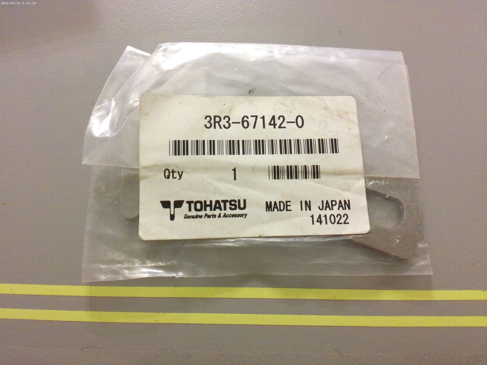 *NEW OEM* 0810 Tohatsu Cover Hook 3R3-67142-0 3R3671420