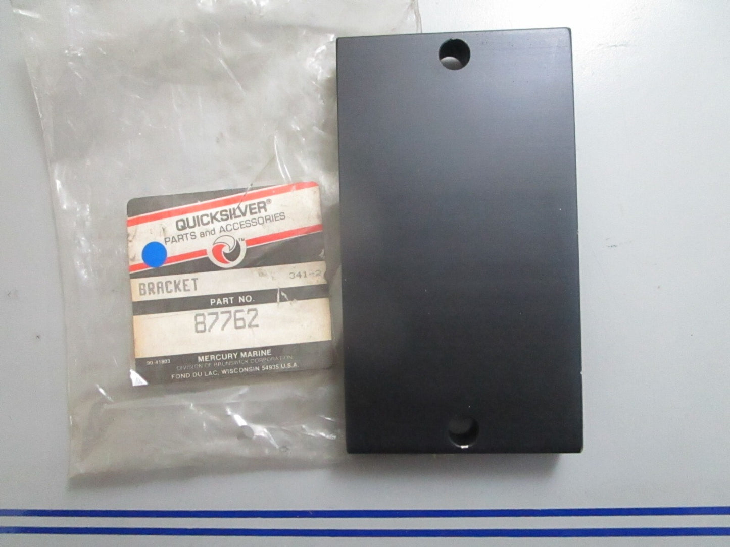 *NEW OEM* 0820 Mercury Quicksilver Bracket 87762