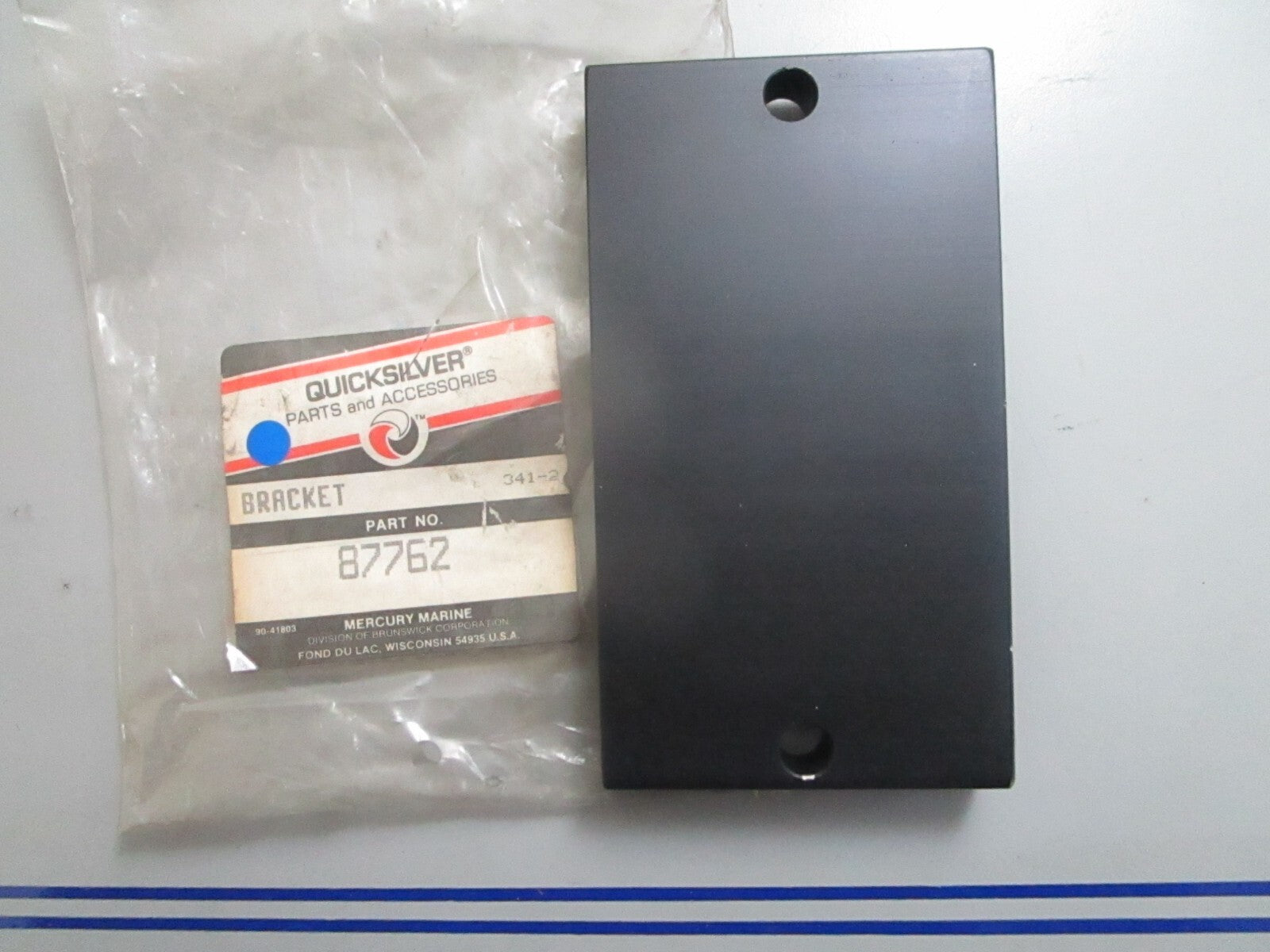 *NEW OEM* 0820 Mercury Quicksilver Bracket 87762