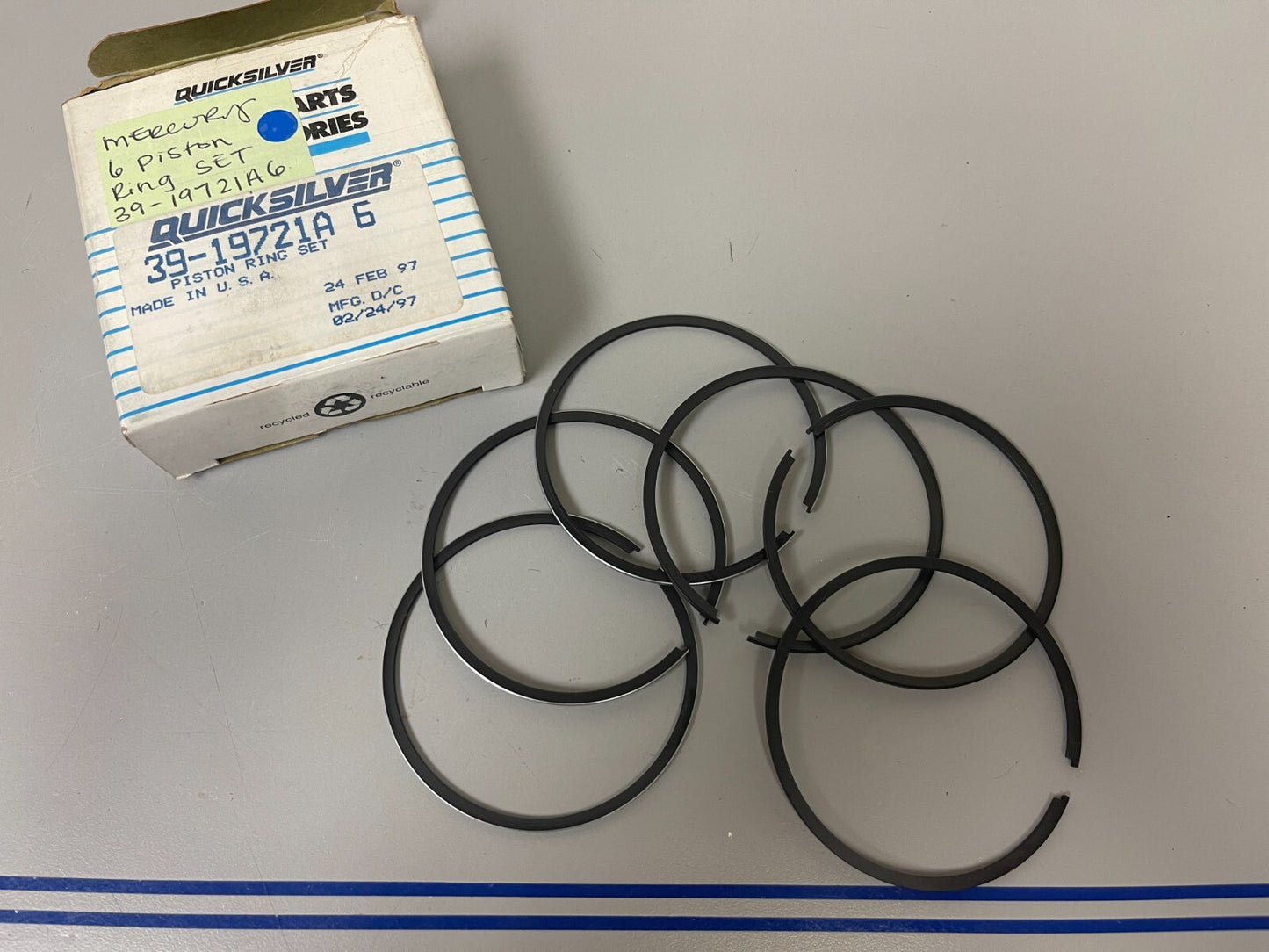 *NEW OEM* 0810 Mercury Quicksilver 6 Piston Ring Set 39-19721A6